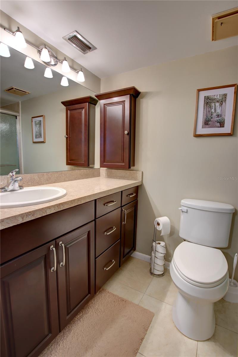 Image 26 of 37 For 1147 Harbour Point Drive