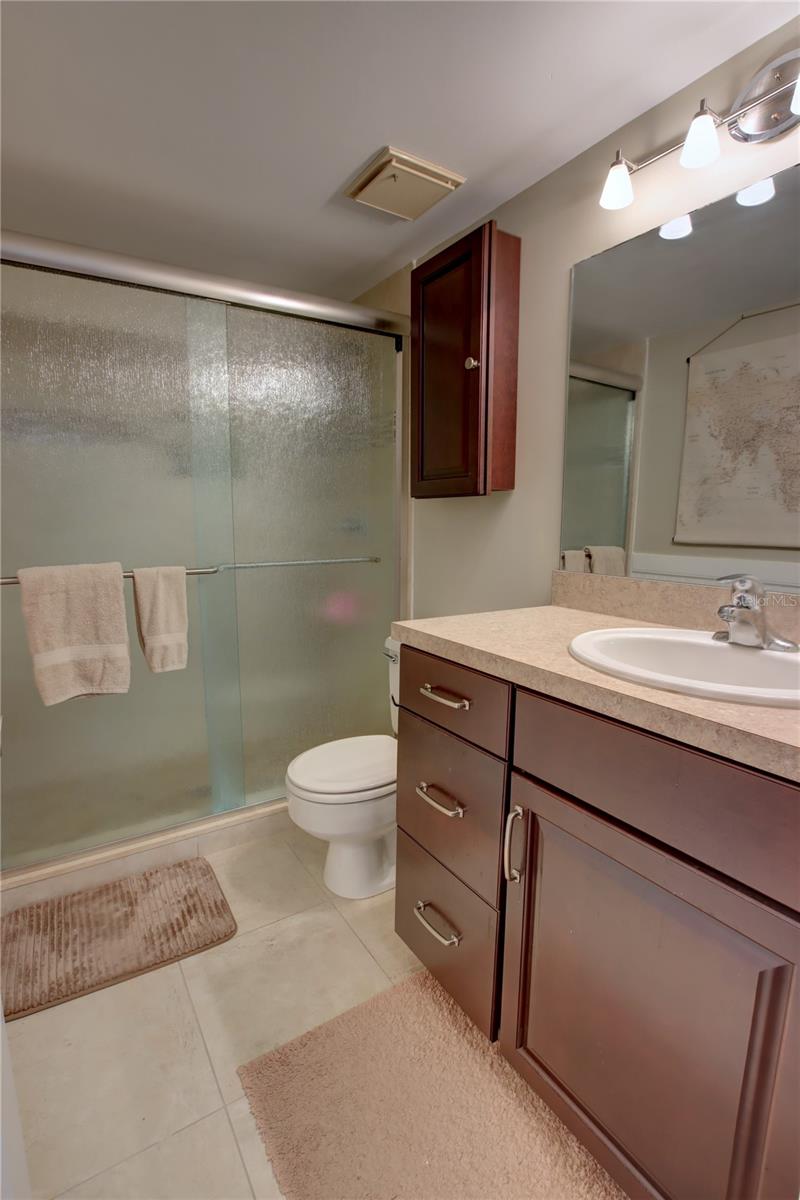 Image 31 of 37 For 1147 Harbour Point Drive