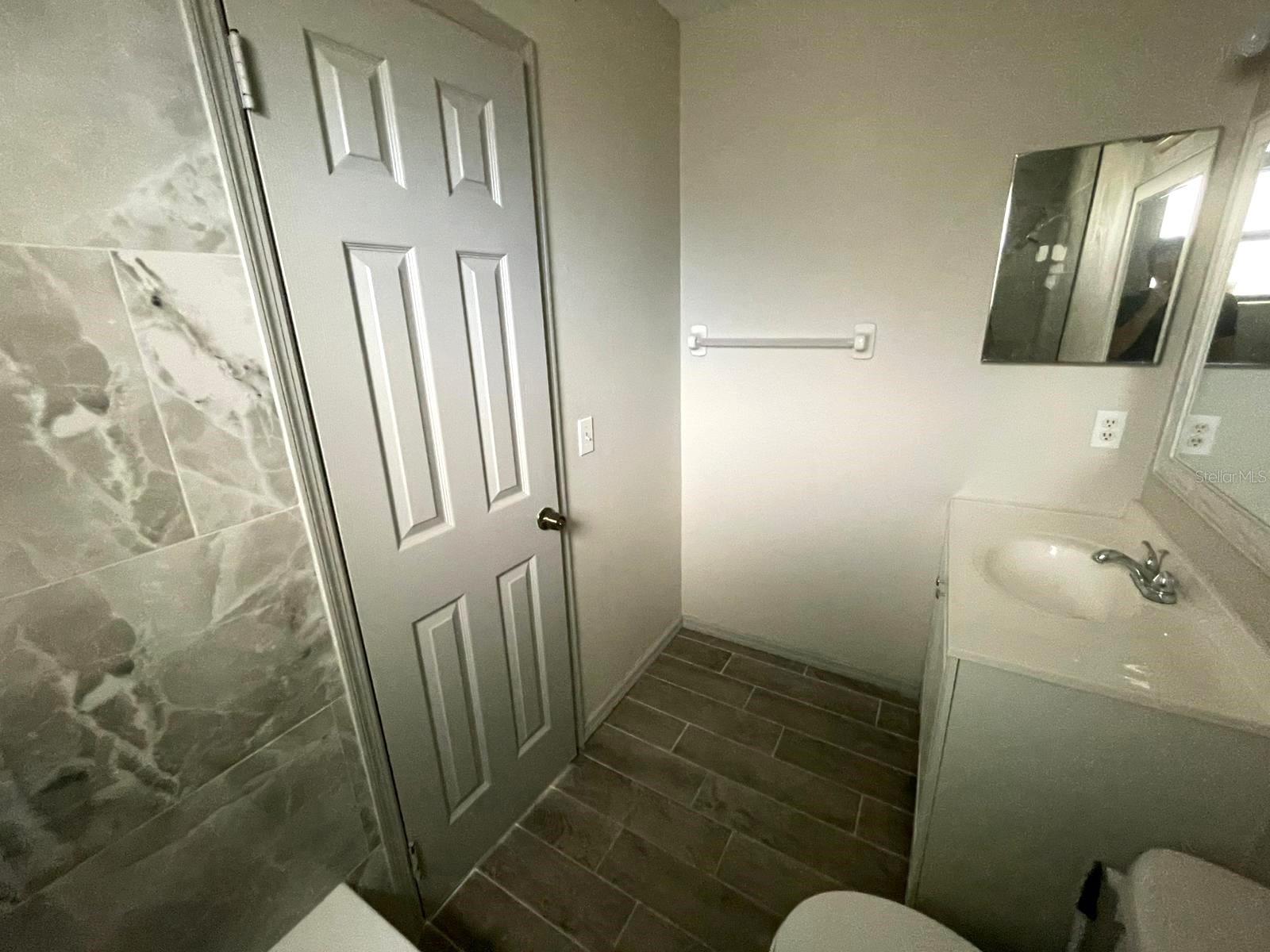 Image 19 of 32 For 510 Beechwood Avenue