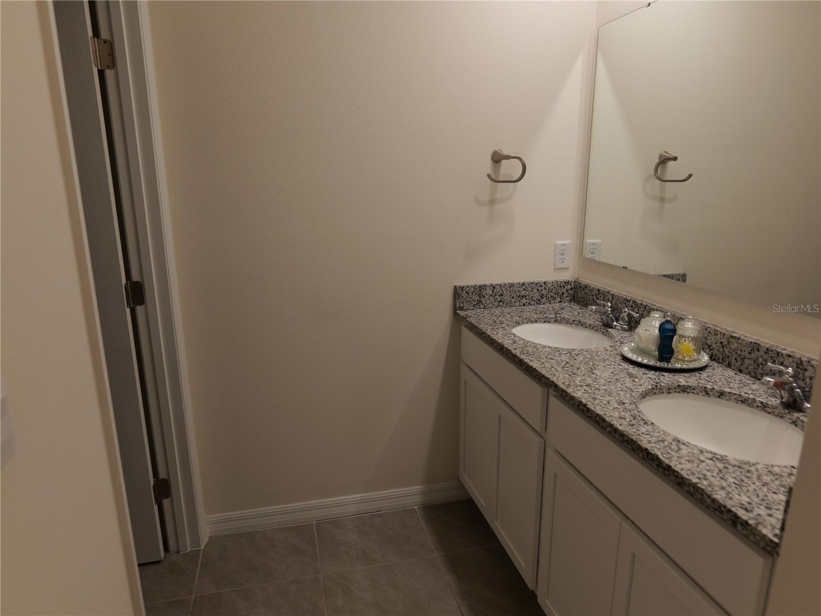 Image 42 of 58 For 3462 Islewood Court