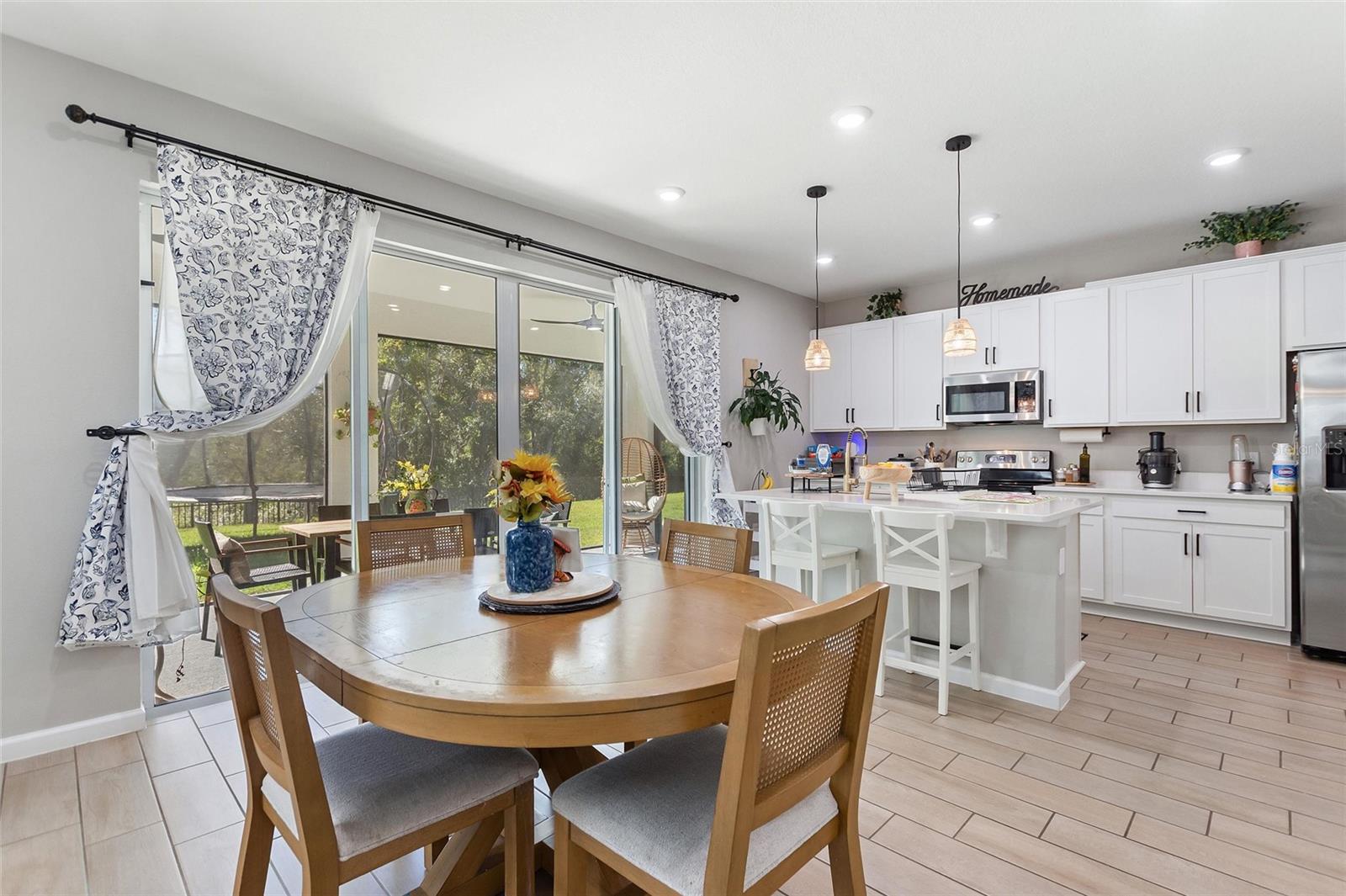 Image 19 of 75 For 2994 Gavin Sky Drive