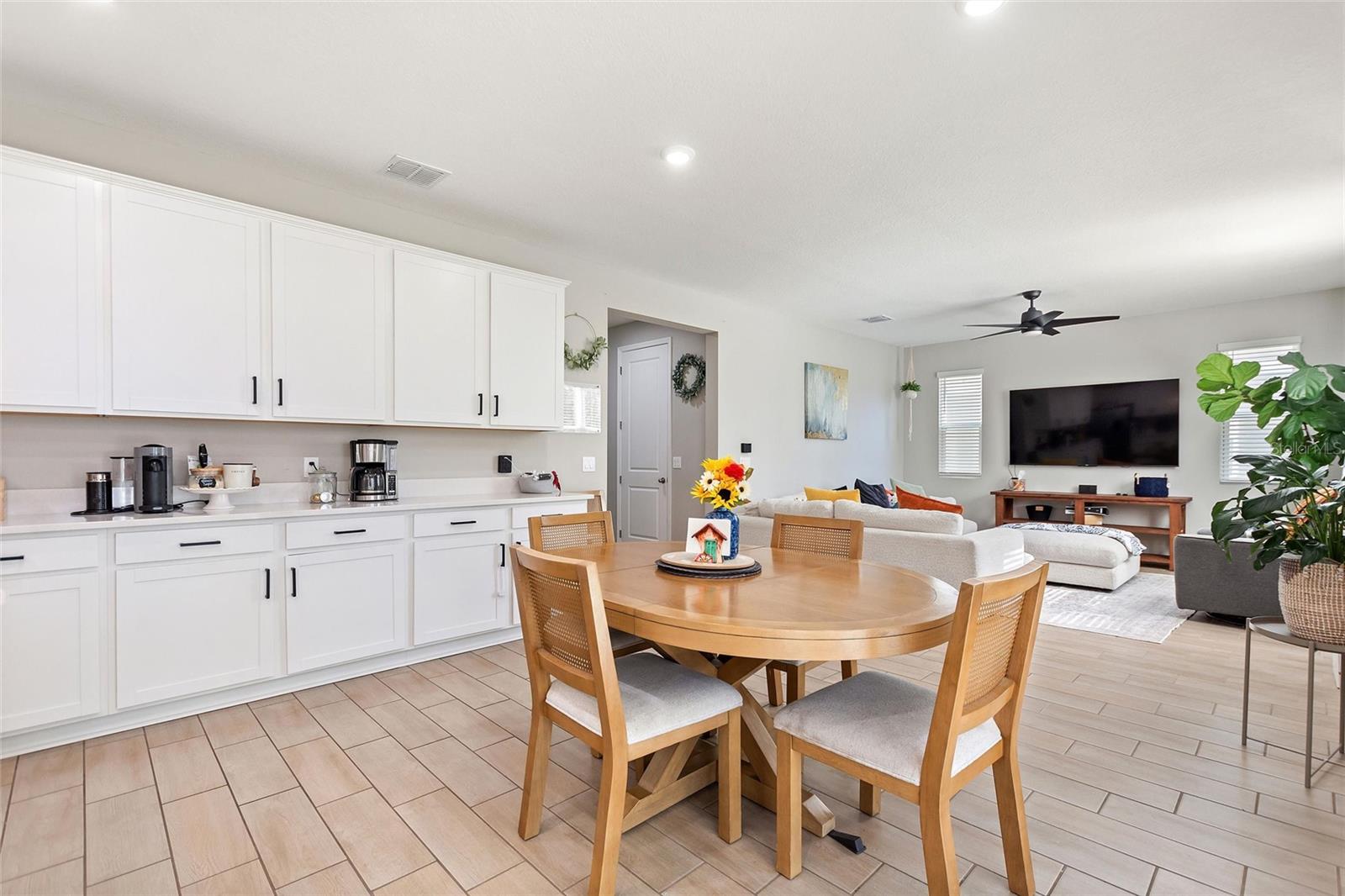 Image 20 of 75 For 2994 Gavin Sky Drive