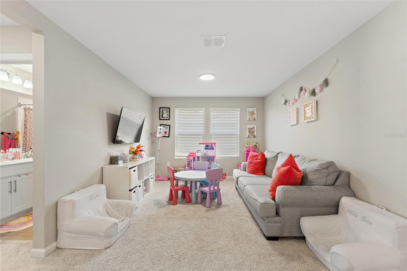 Image 25 of 75 For 2994 Gavin Sky Drive