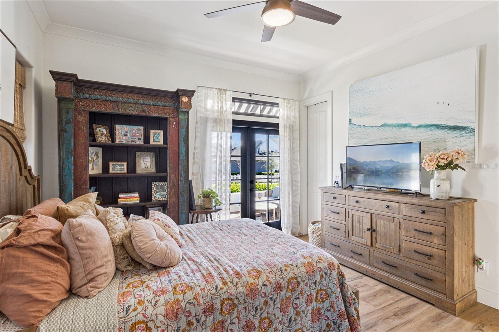 Image 15 of 39 For 1127 Celadon Street