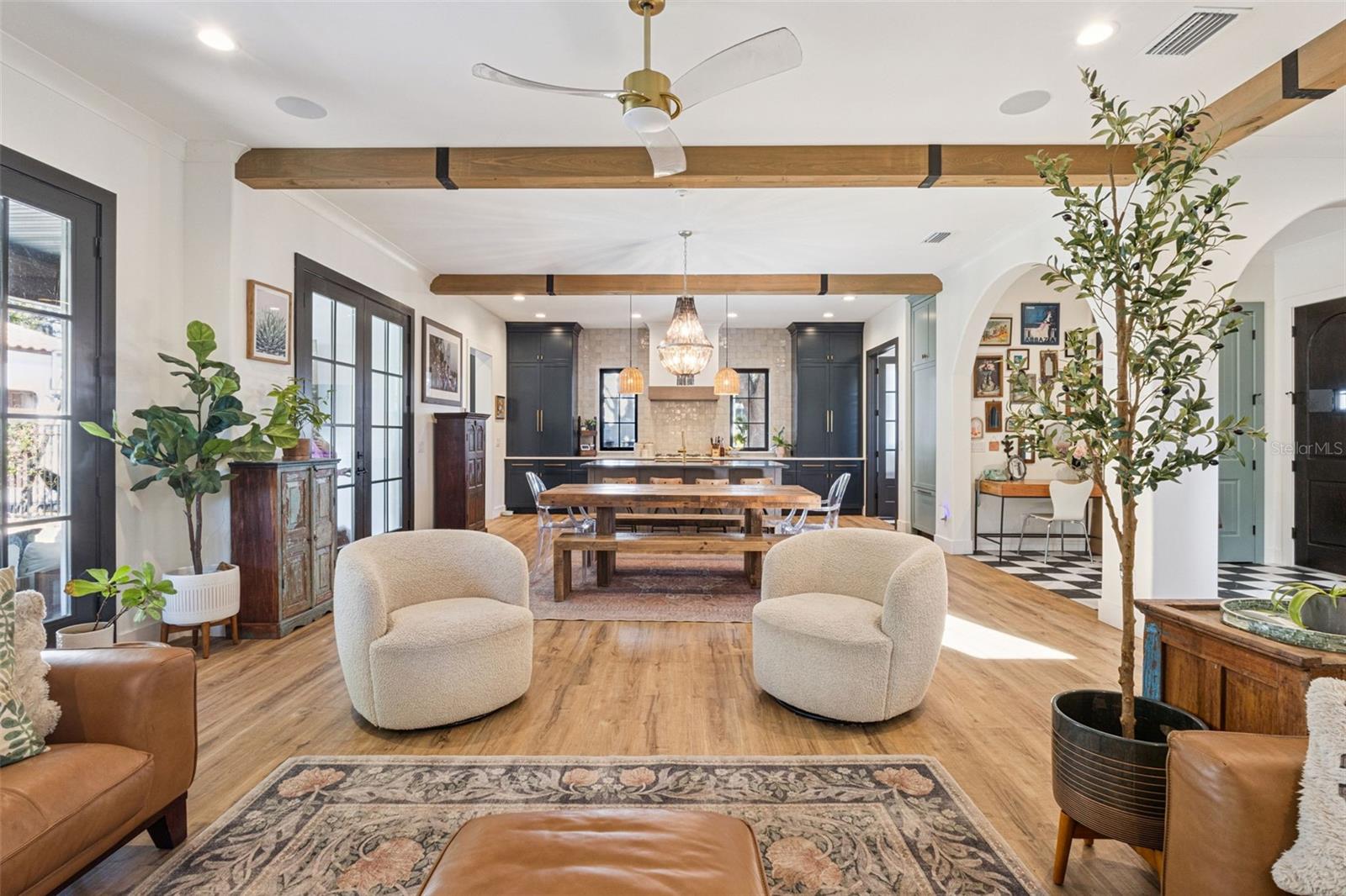 Image 7 of 39 For 1127 Celadon Street