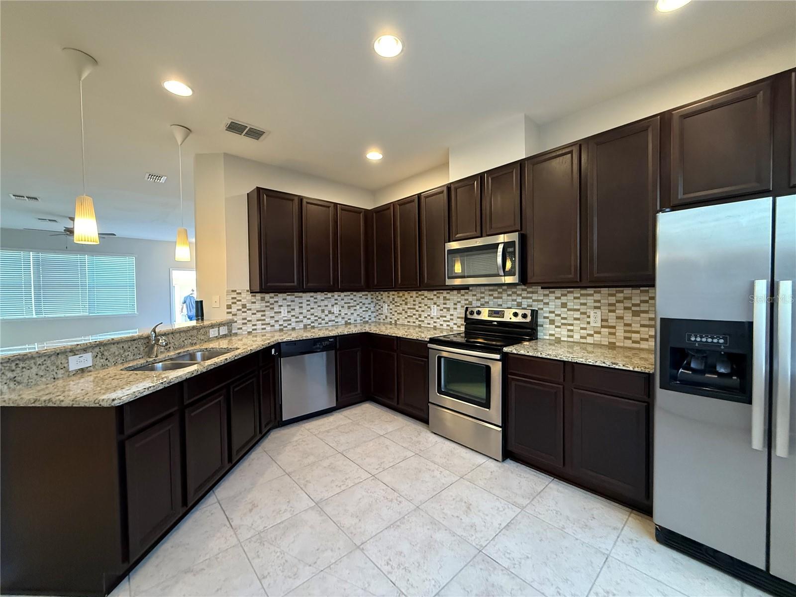 Image 5 of 33 For 7613 Sutherton Lane