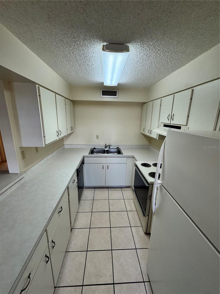 Image 5 of 20 For 2885 Osceola Avenue C4