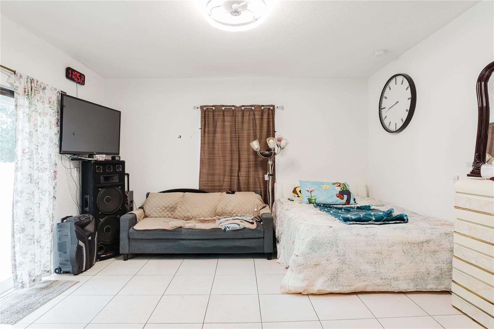 Image 34 of 44 For 810 112th Street