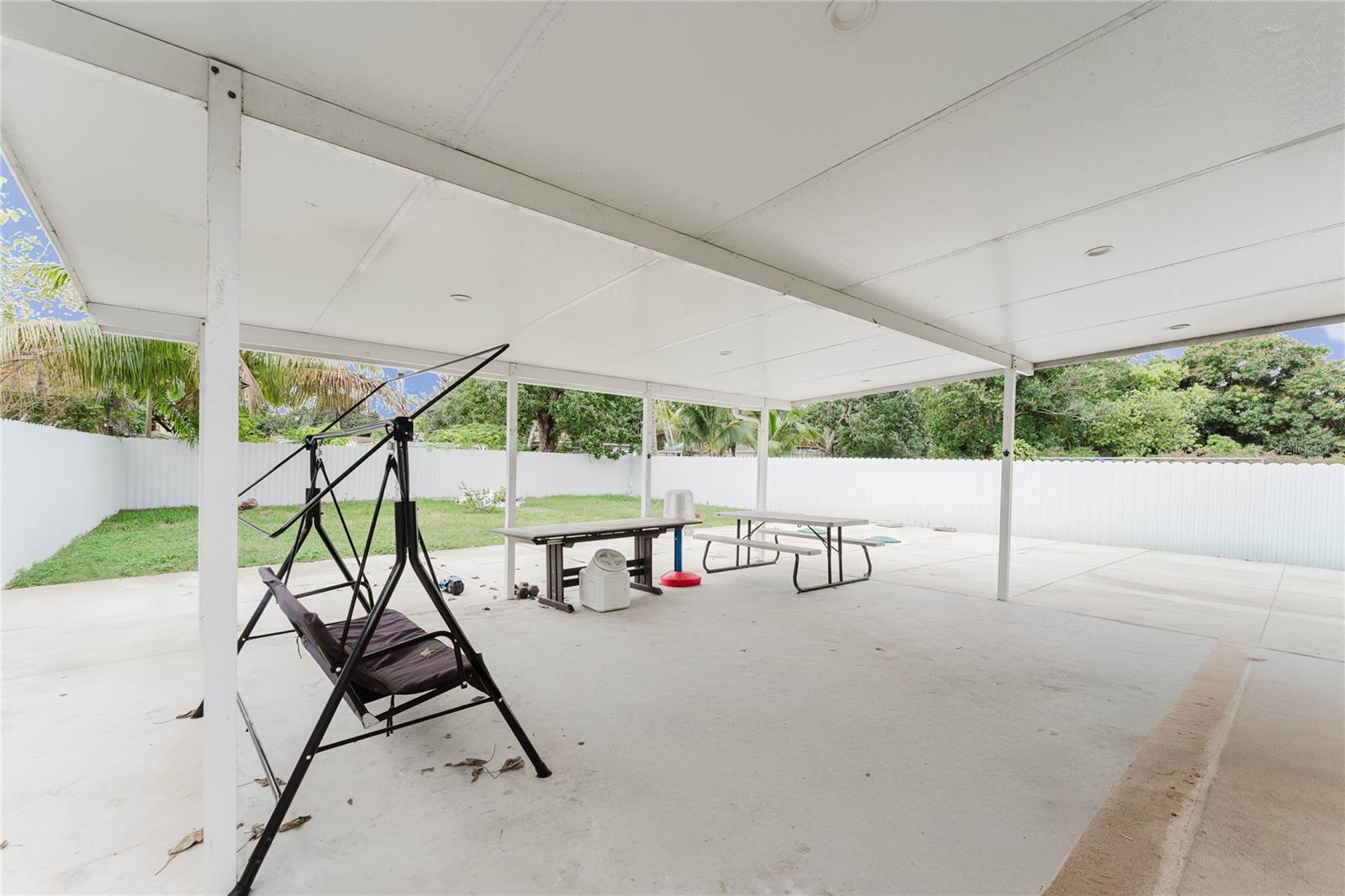 Image 5 of 44 For 810 112th Street