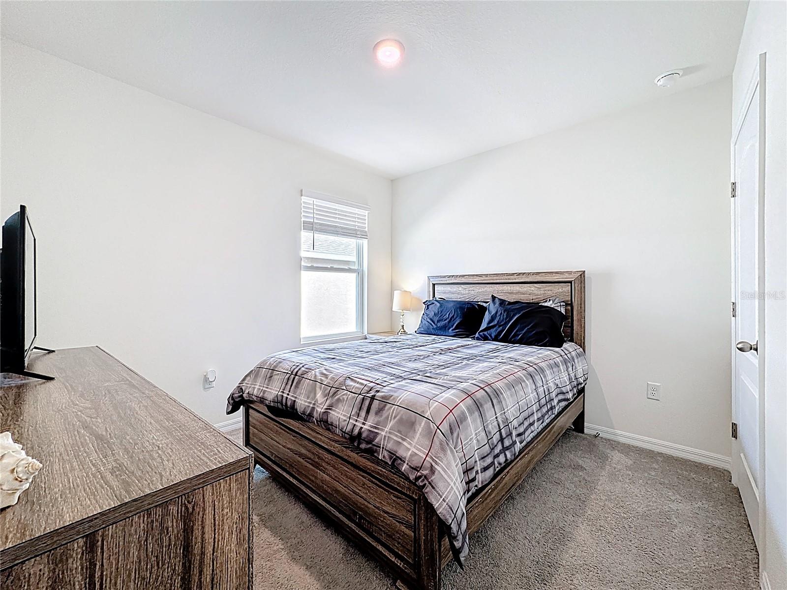 Image 25 of 53 For 1519 Wax Myrtle Way