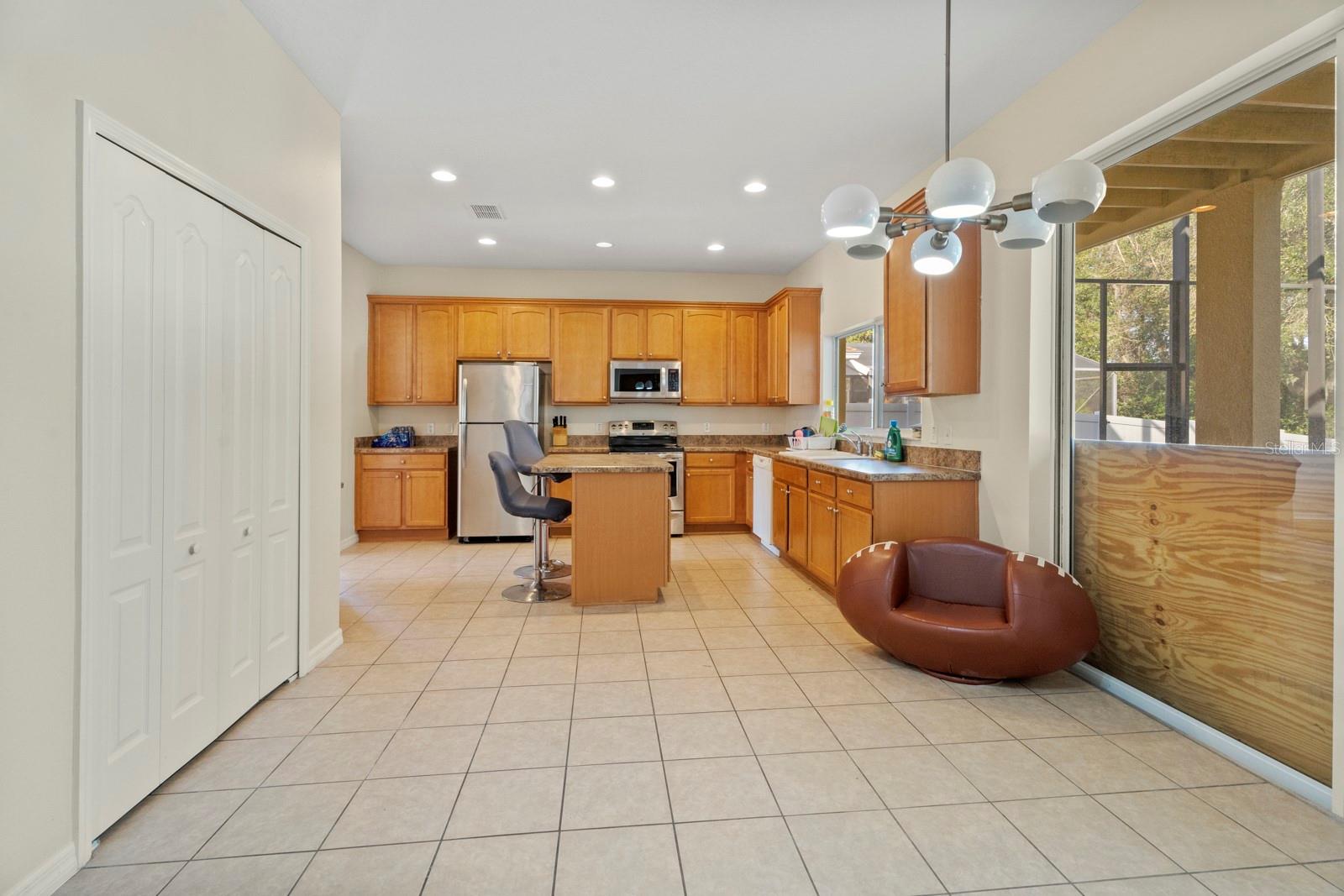 Image 11 of 47 For 5042 Rishley Run Way