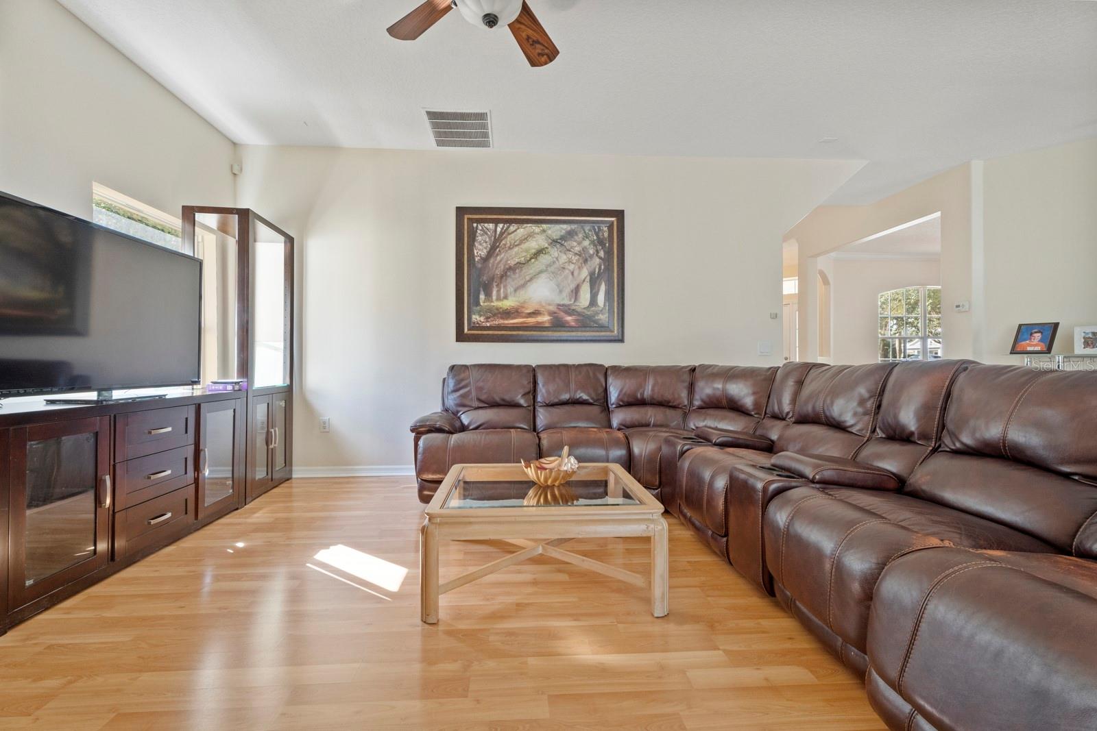 Image 17 of 47 For 5042 Rishley Run Way