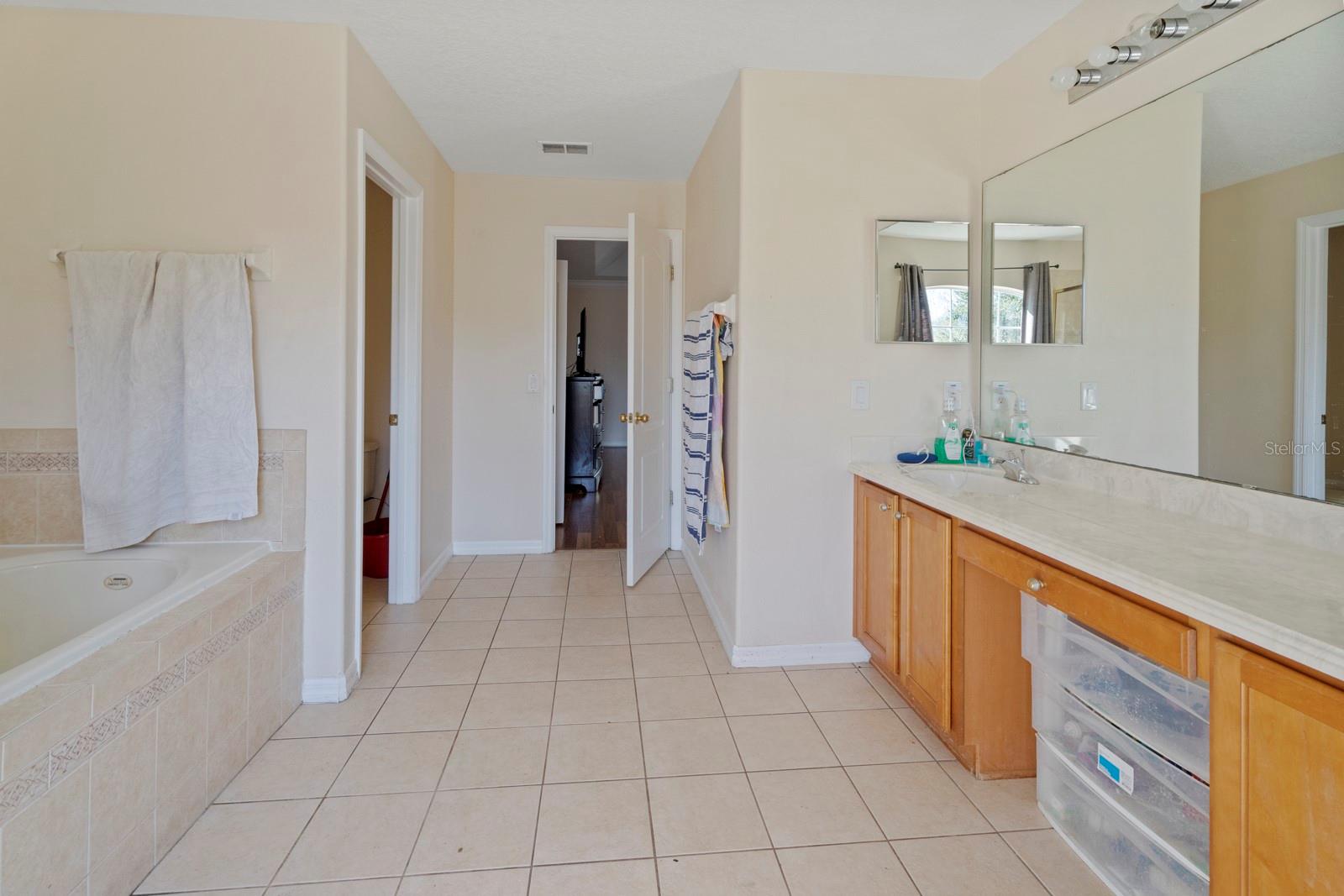 Image 31 of 47 For 5042 Rishley Run Way