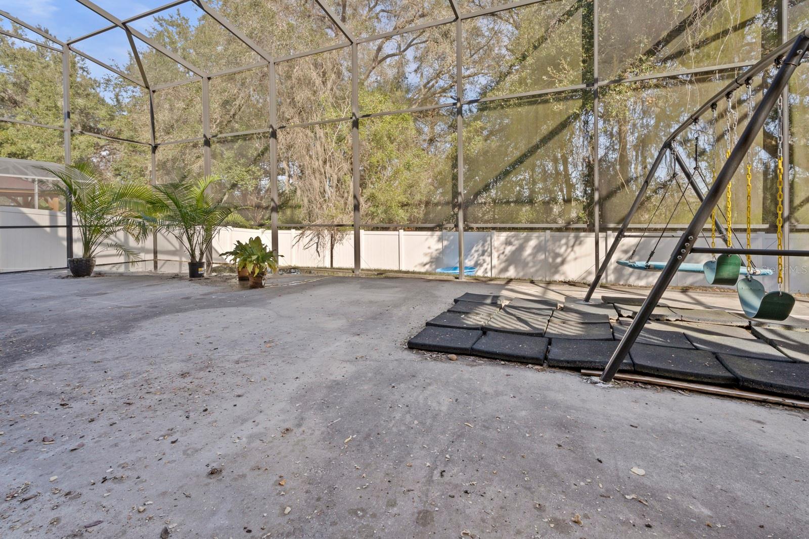 Image 38 of 47 For 5042 Rishley Run Way