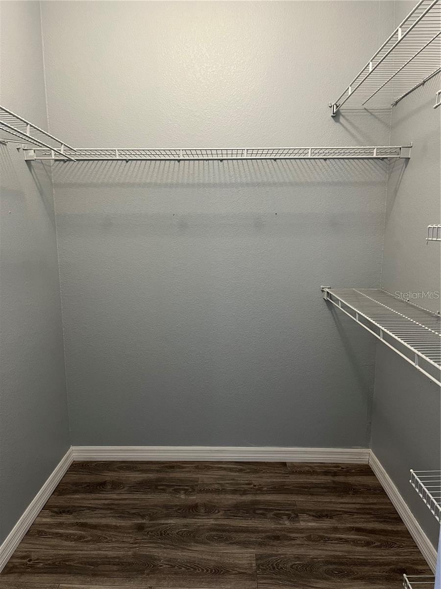 Image 7 of 10 For 6157 Metrowest Boulevard 101