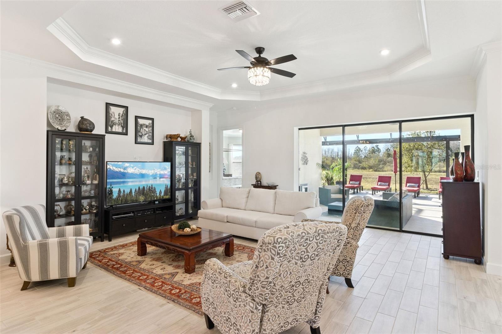 Image 20 of 92 For 3810 Via Mazzini Court