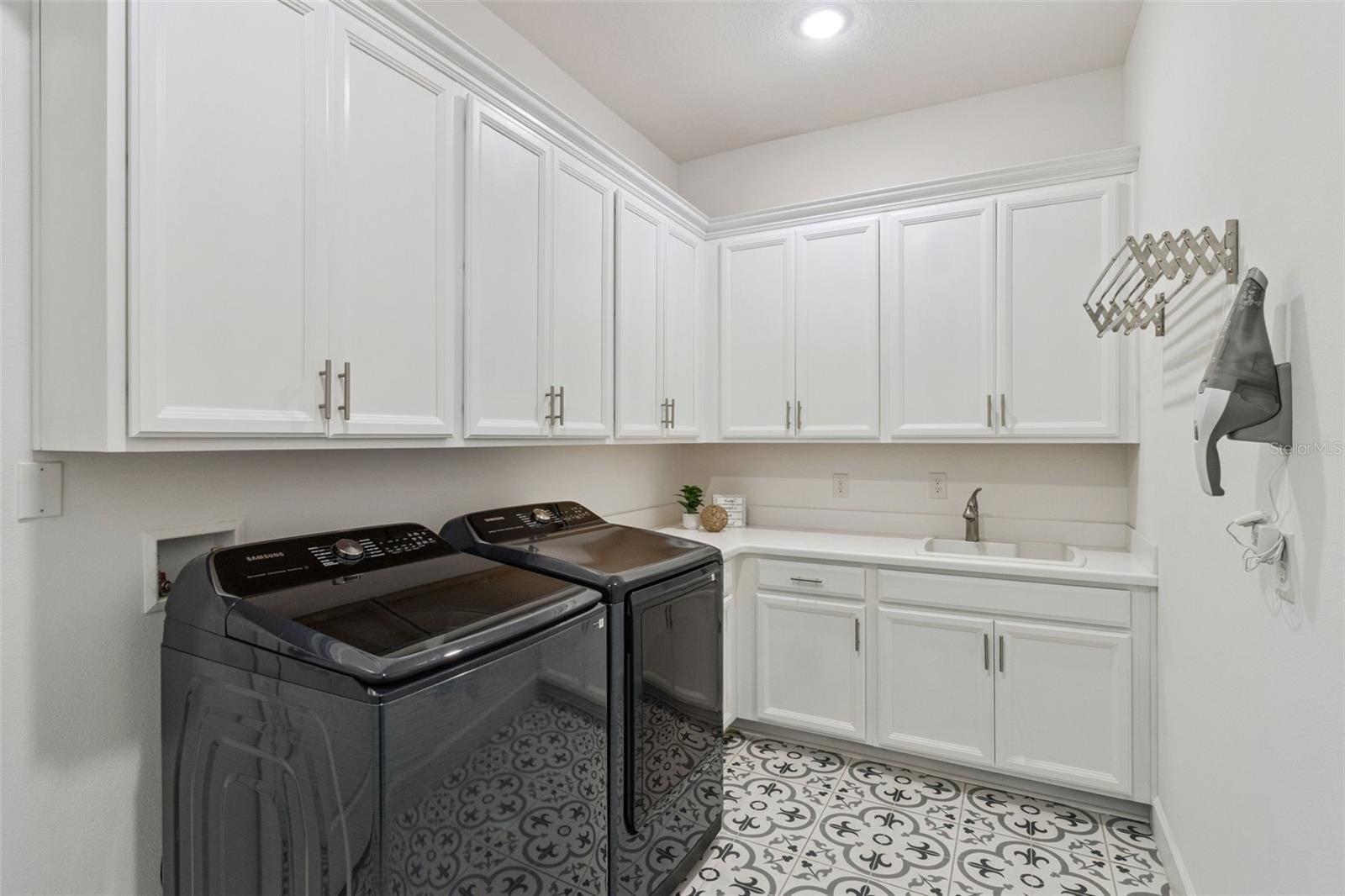 Image 37 of 92 For 3810 Via Mazzini Court