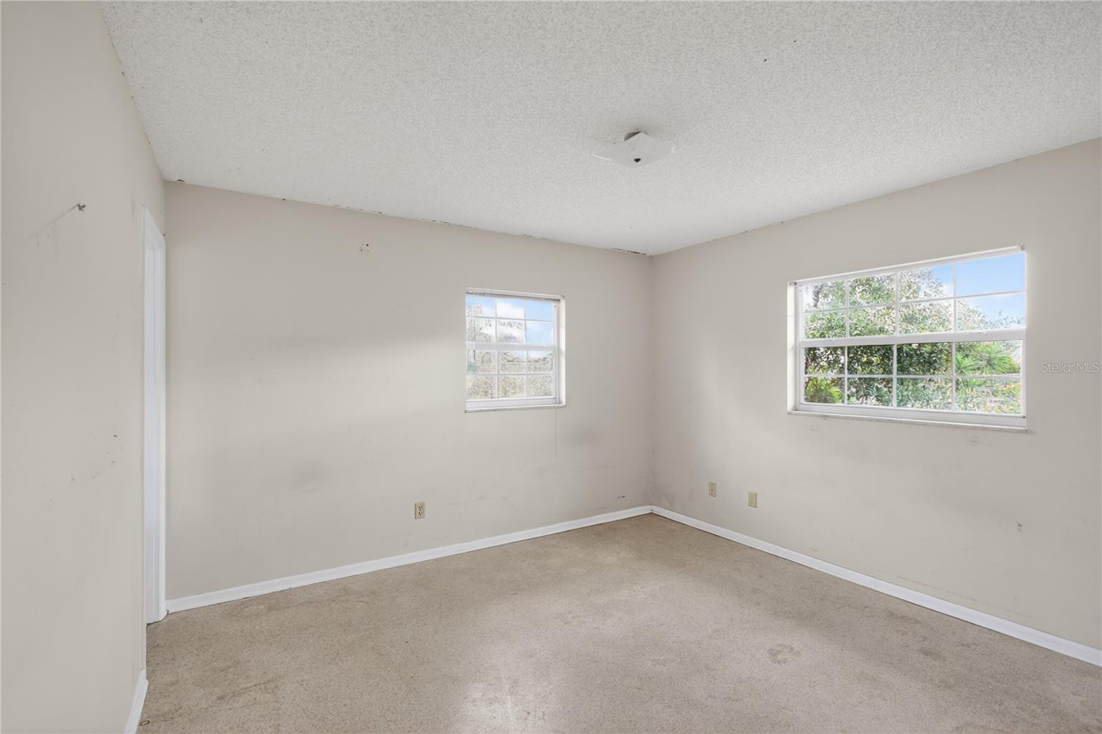 Image 18 of 43 For 2833 Prince John Road