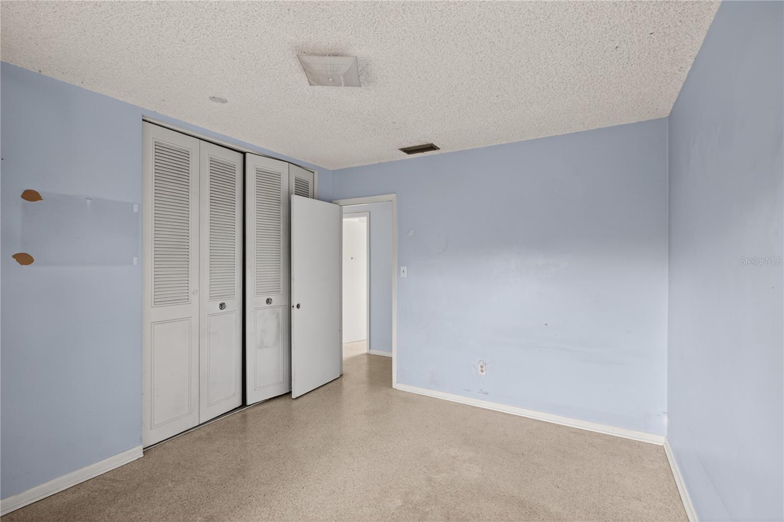 Image 32 of 43 For 2833 Prince John Road