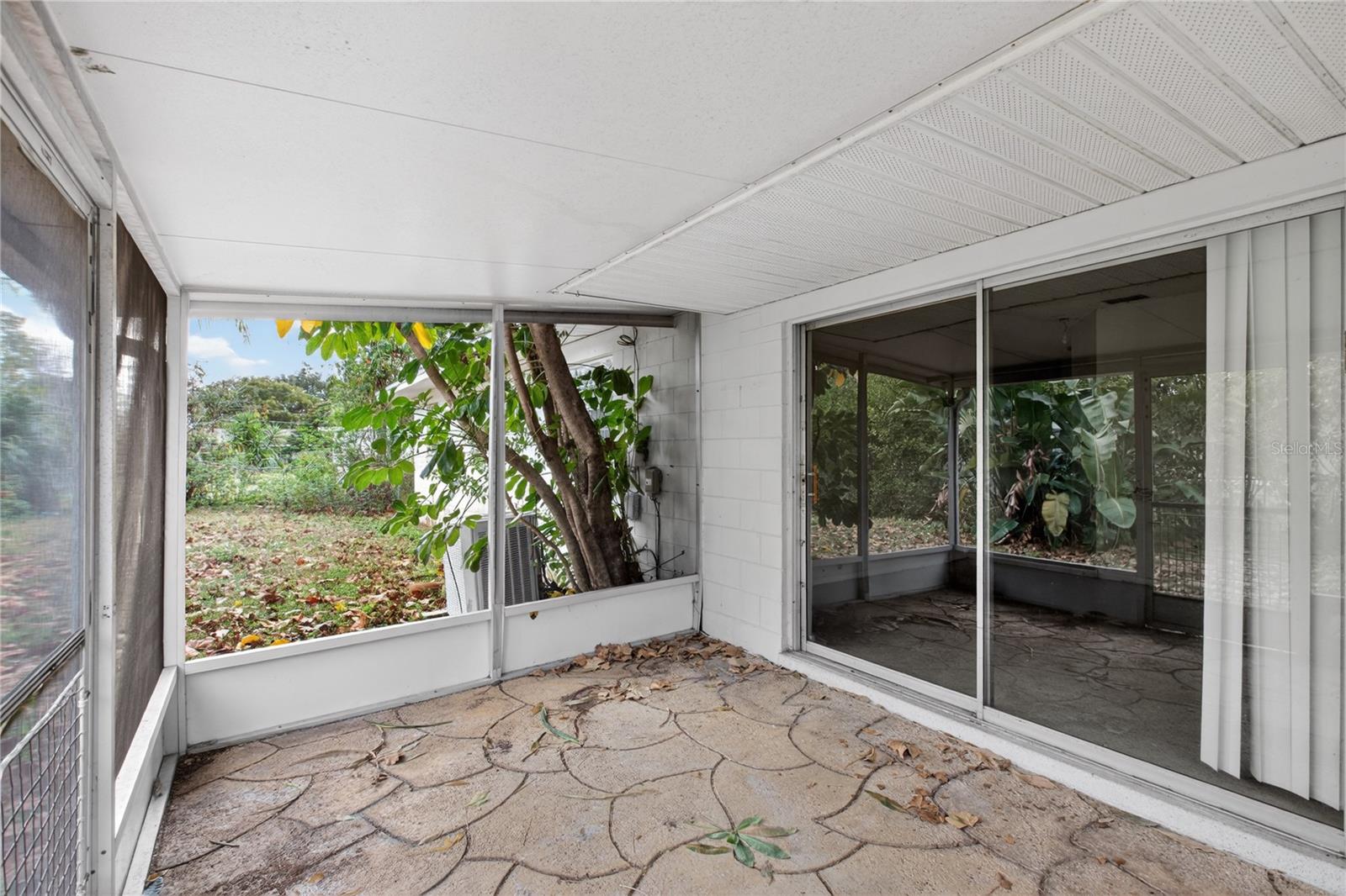 Image 38 of 43 For 2833 Prince John Road