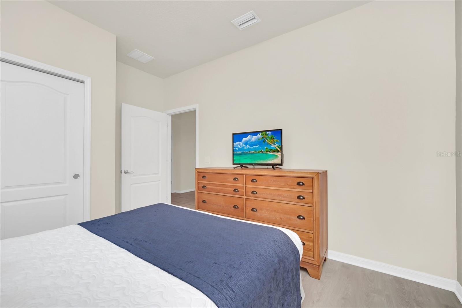 Image 35 of 57 For 2070 Rome Drive