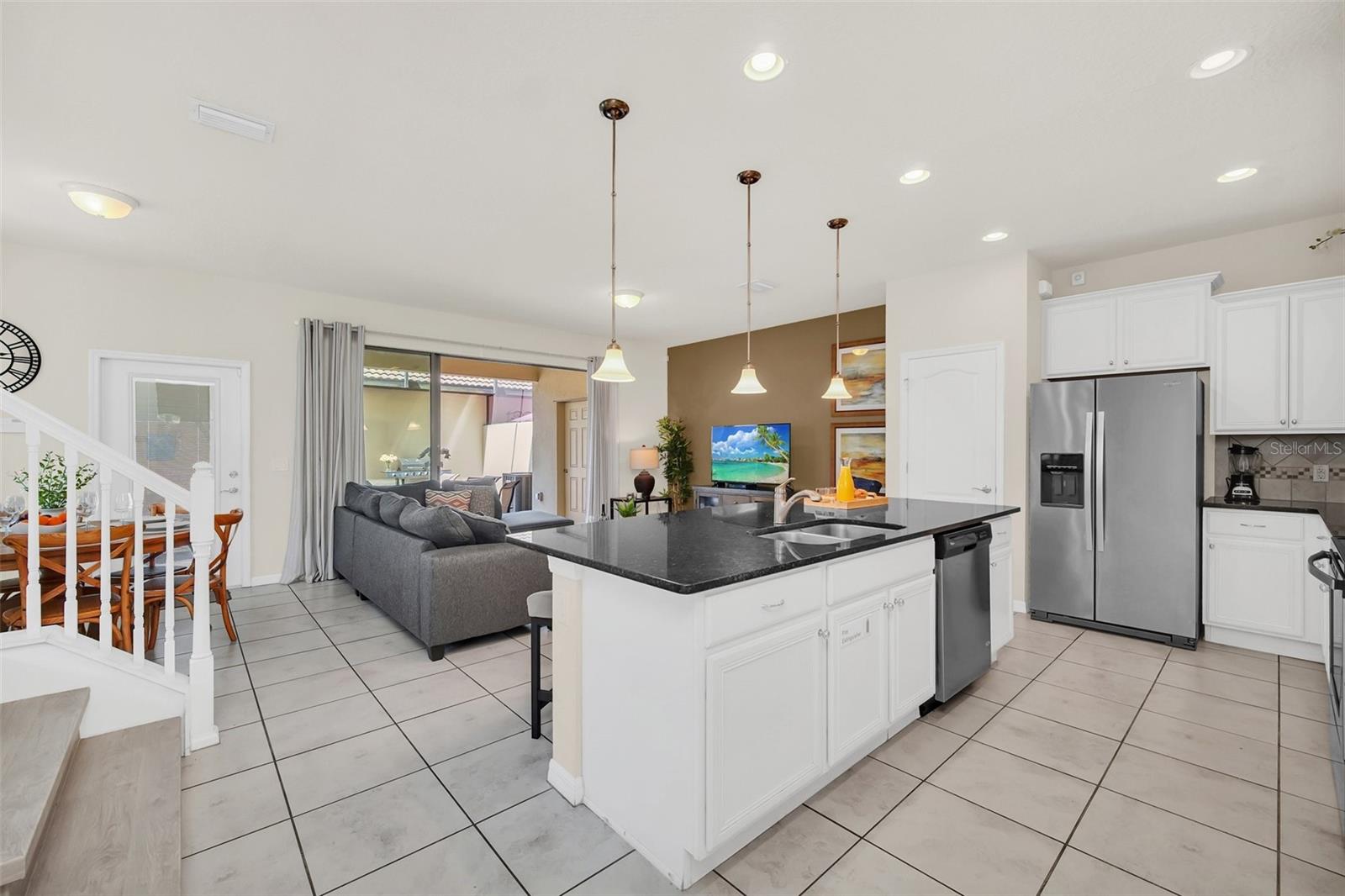 Image 5 of 57 For 2070 Rome Drive