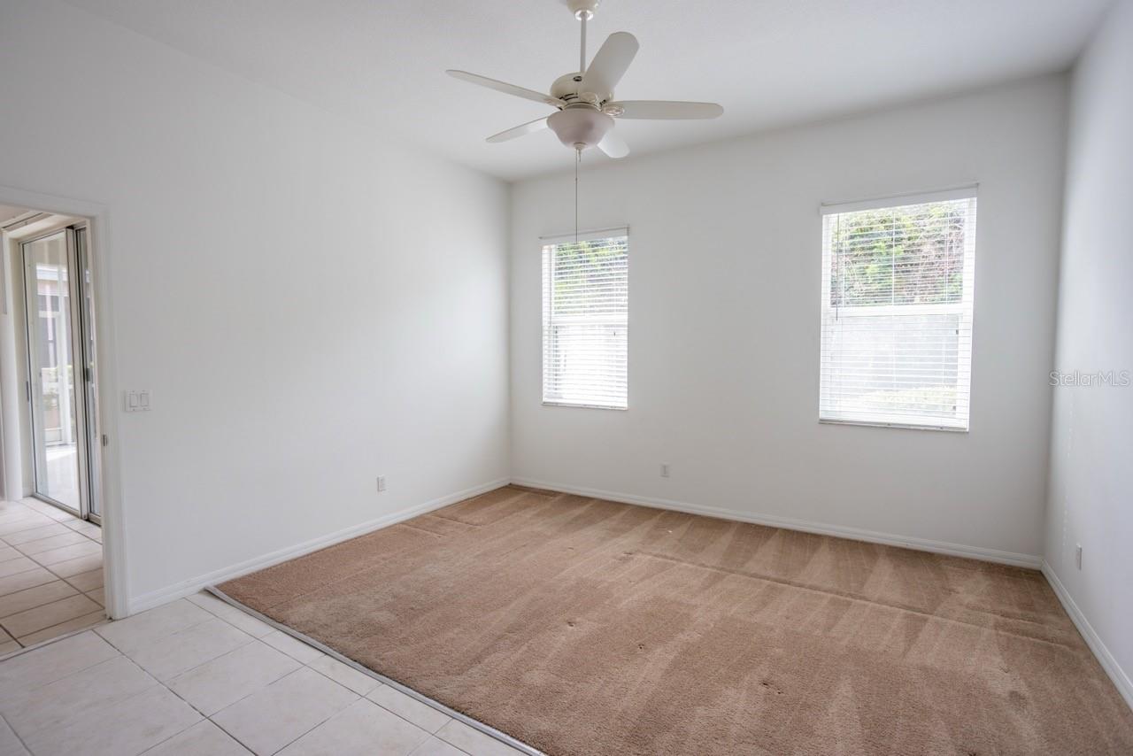 Image 9 of 25 For 985 Ridgemount Place