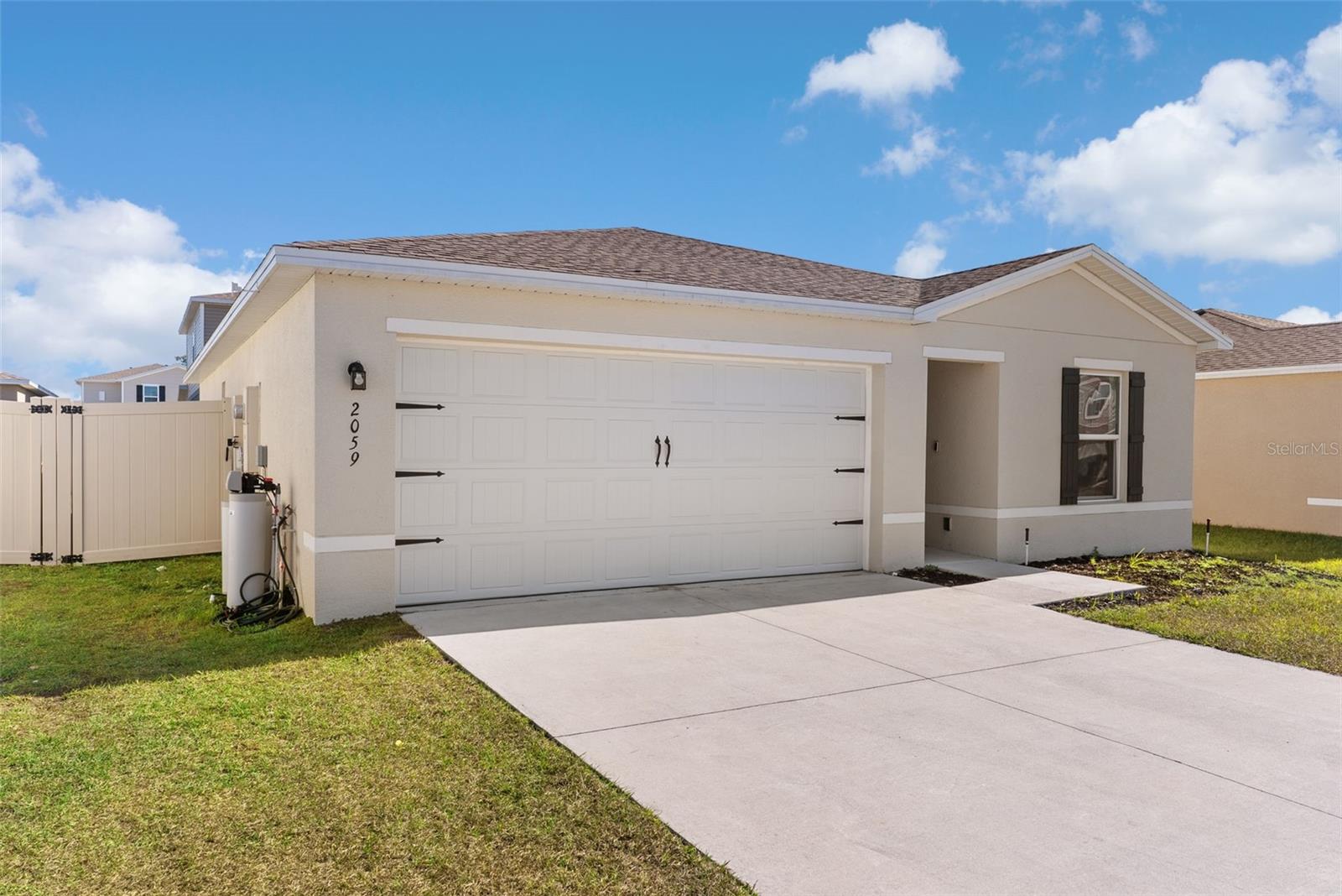 Image 2 of 38 For 2059 Kentucky Road