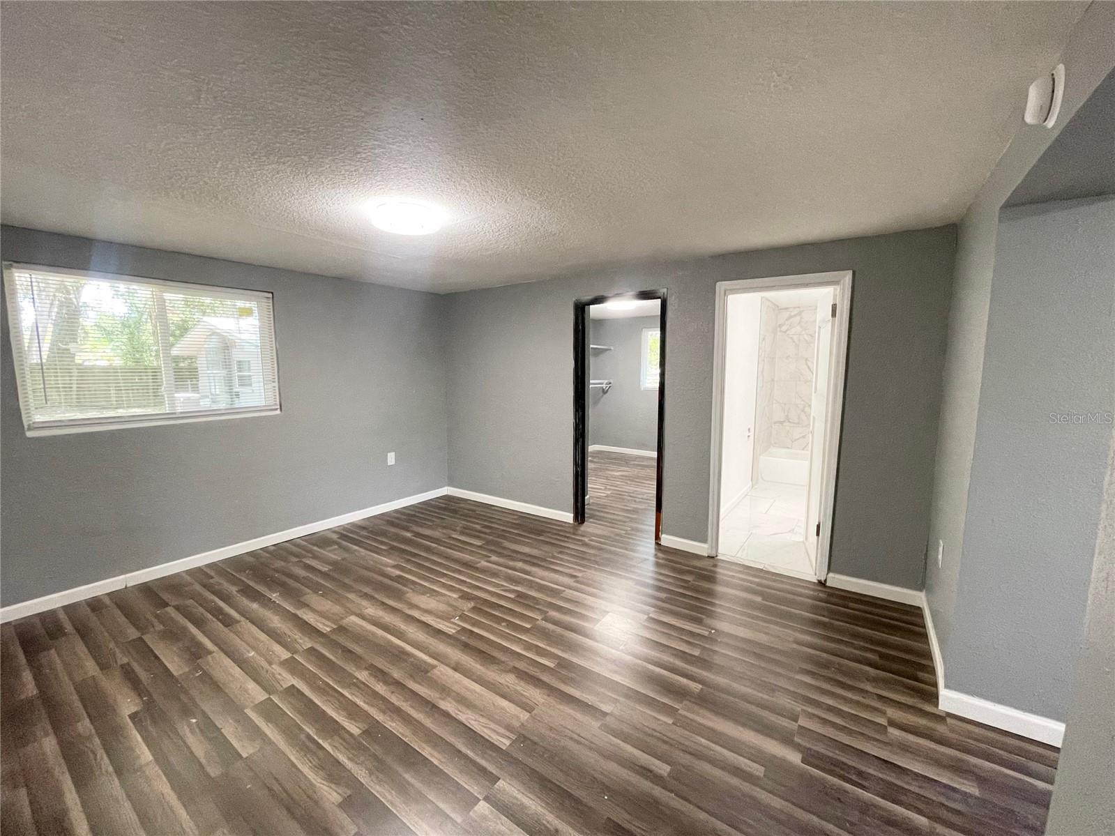 Image 10 of 36 For 630 Nashua Avenue