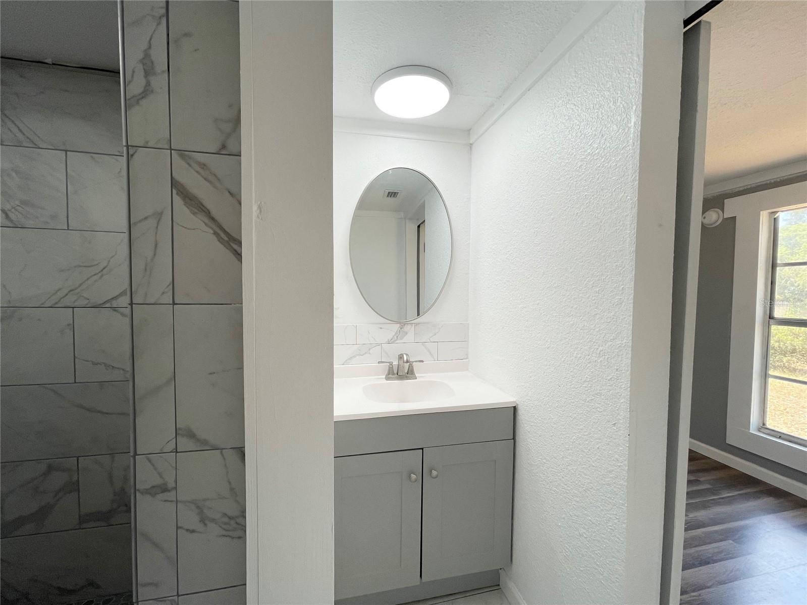 Image 18 of 36 For 630 Nashua Avenue