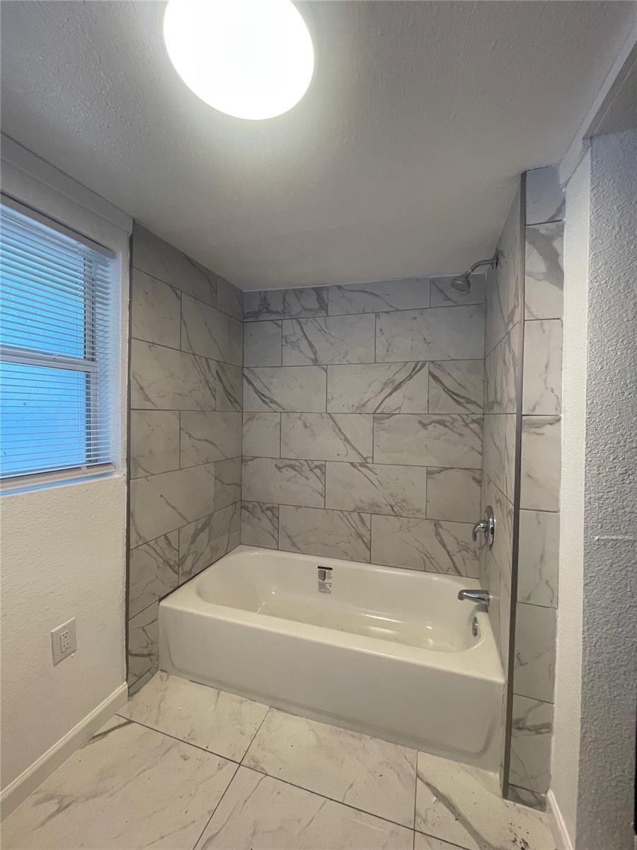 Image 34 of 36 For 630 Nashua Avenue