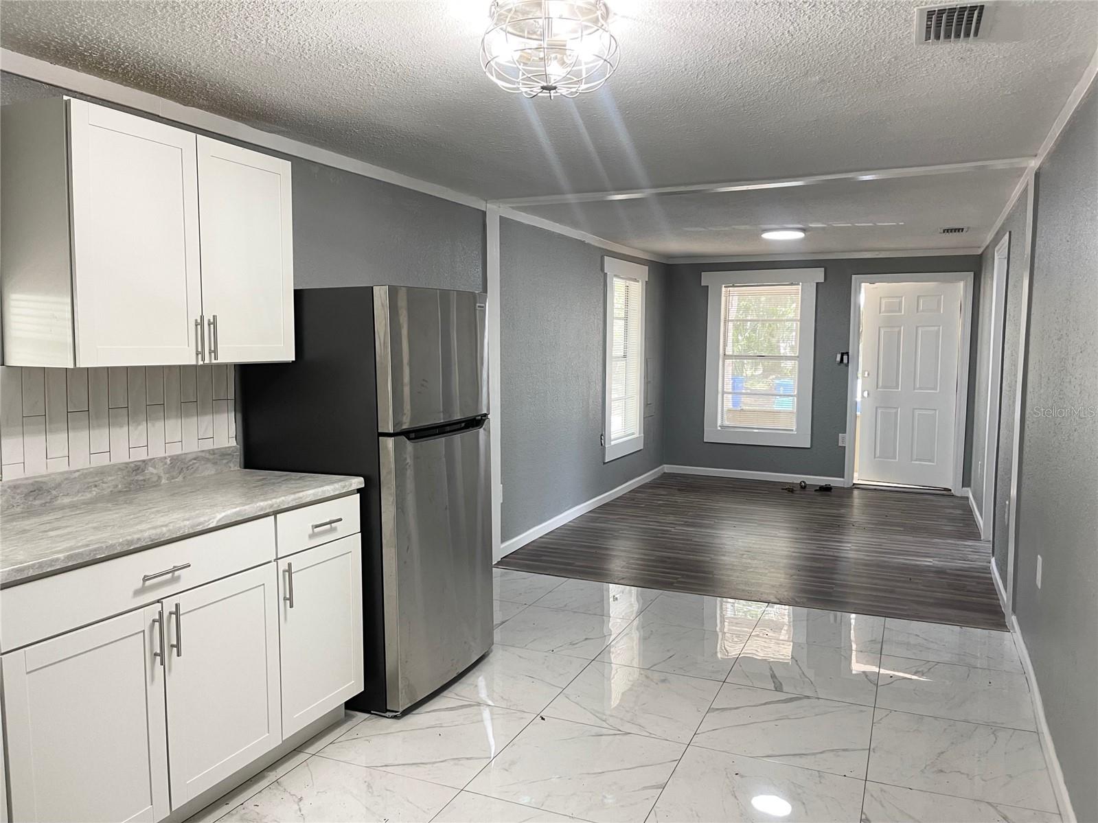 Image 6 of 36 For 630 Nashua Avenue