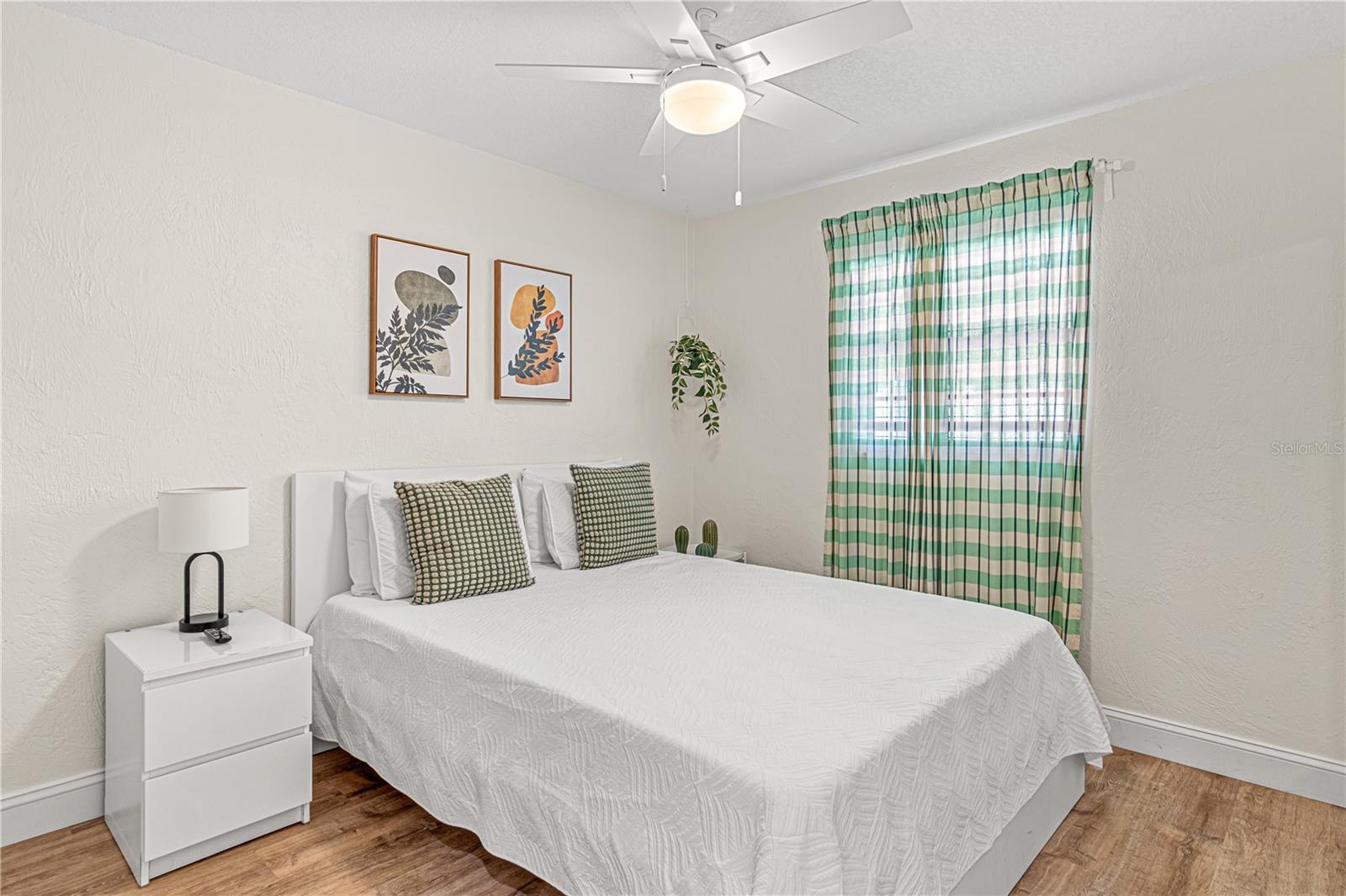 Image 17 of 47 For 5070 Orange Boulevard