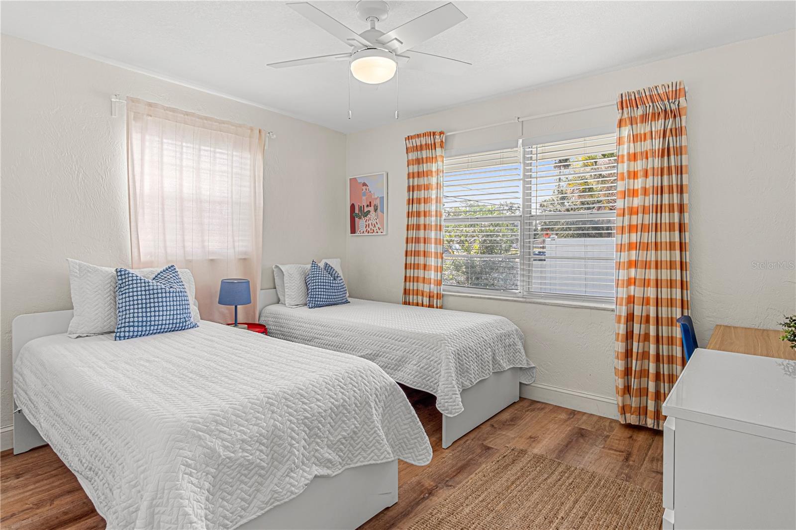 Image 3 of 47 For 5070 Orange Boulevard