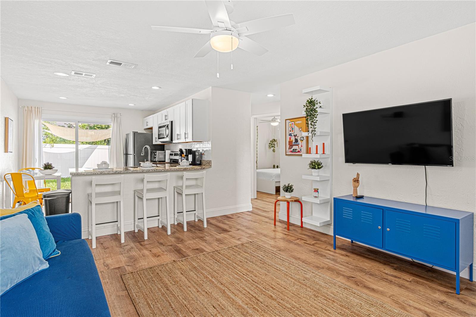 Image 7 of 47 For 5070 Orange Boulevard