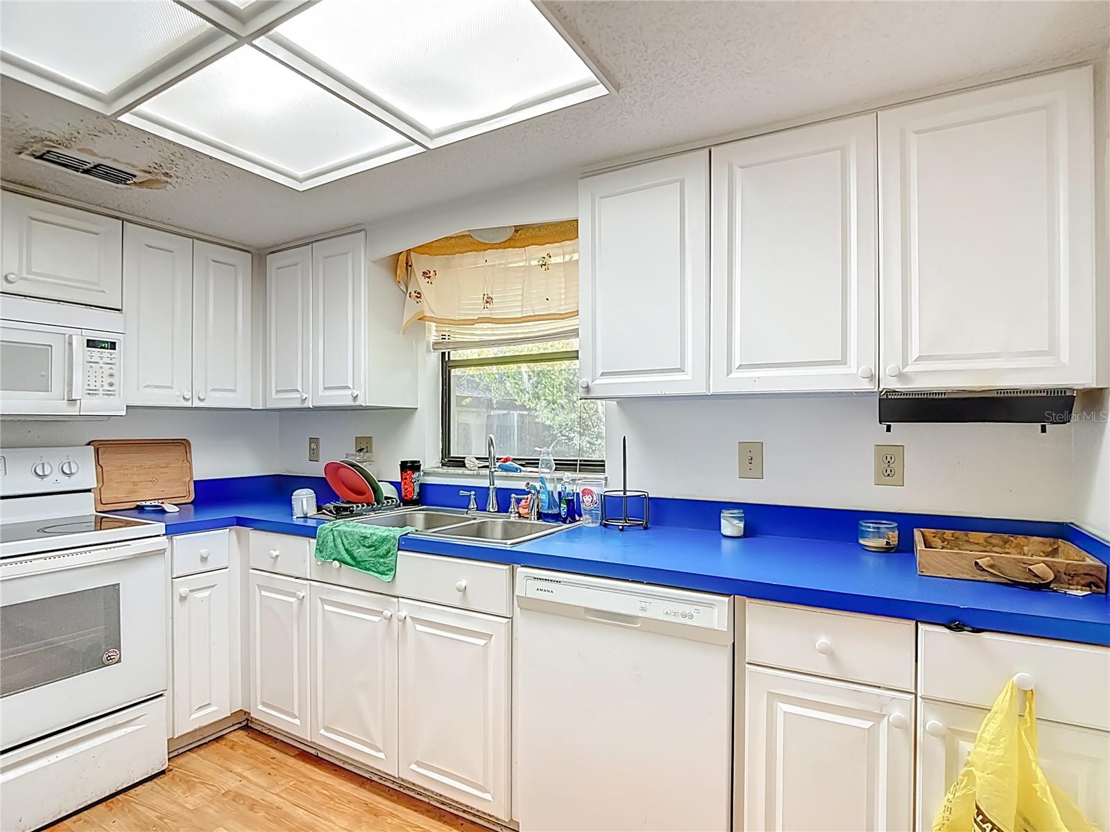 Image 23 of 45 For 5937 Forest Lane