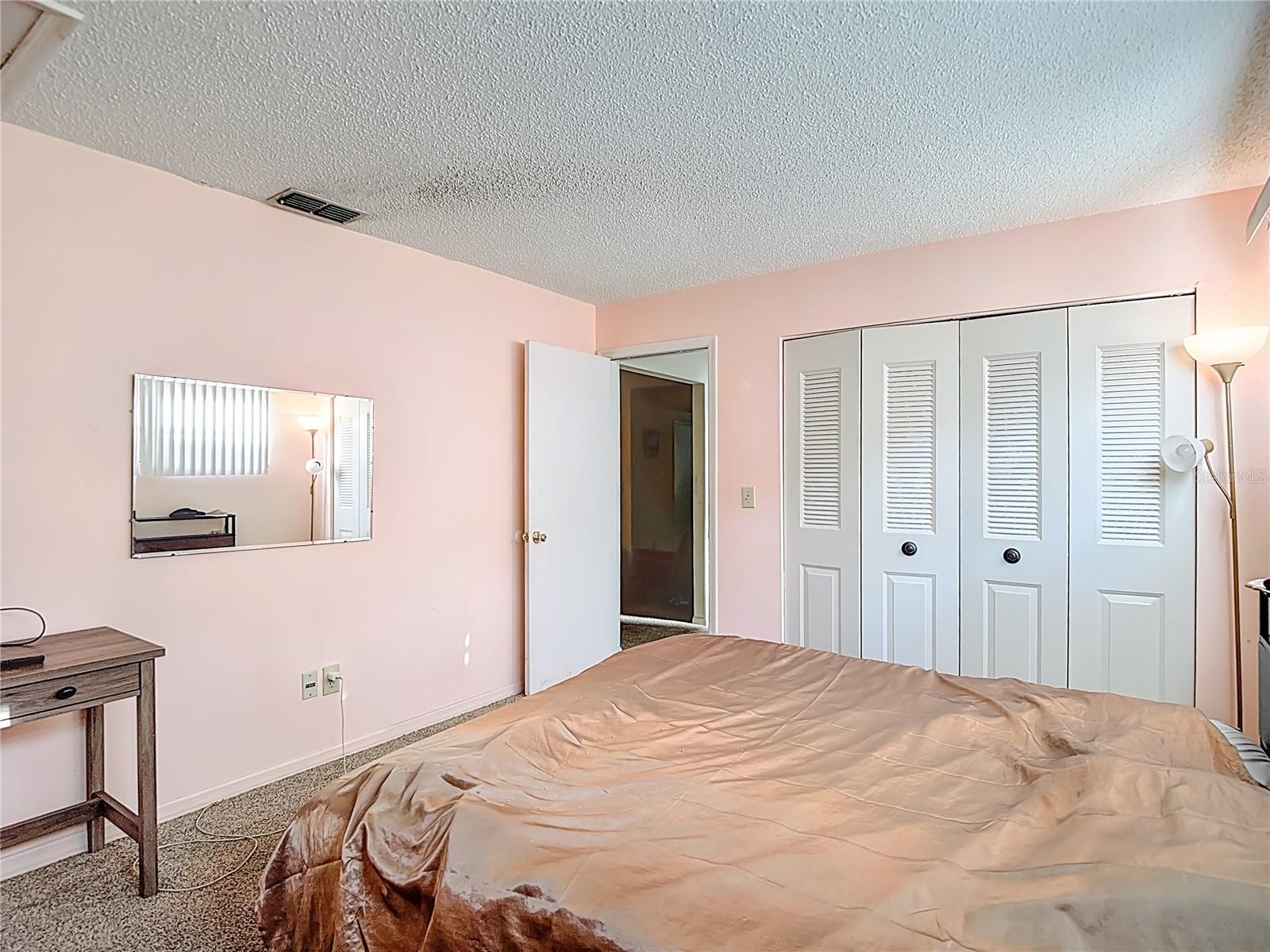 Image 26 of 45 For 5937 Forest Lane