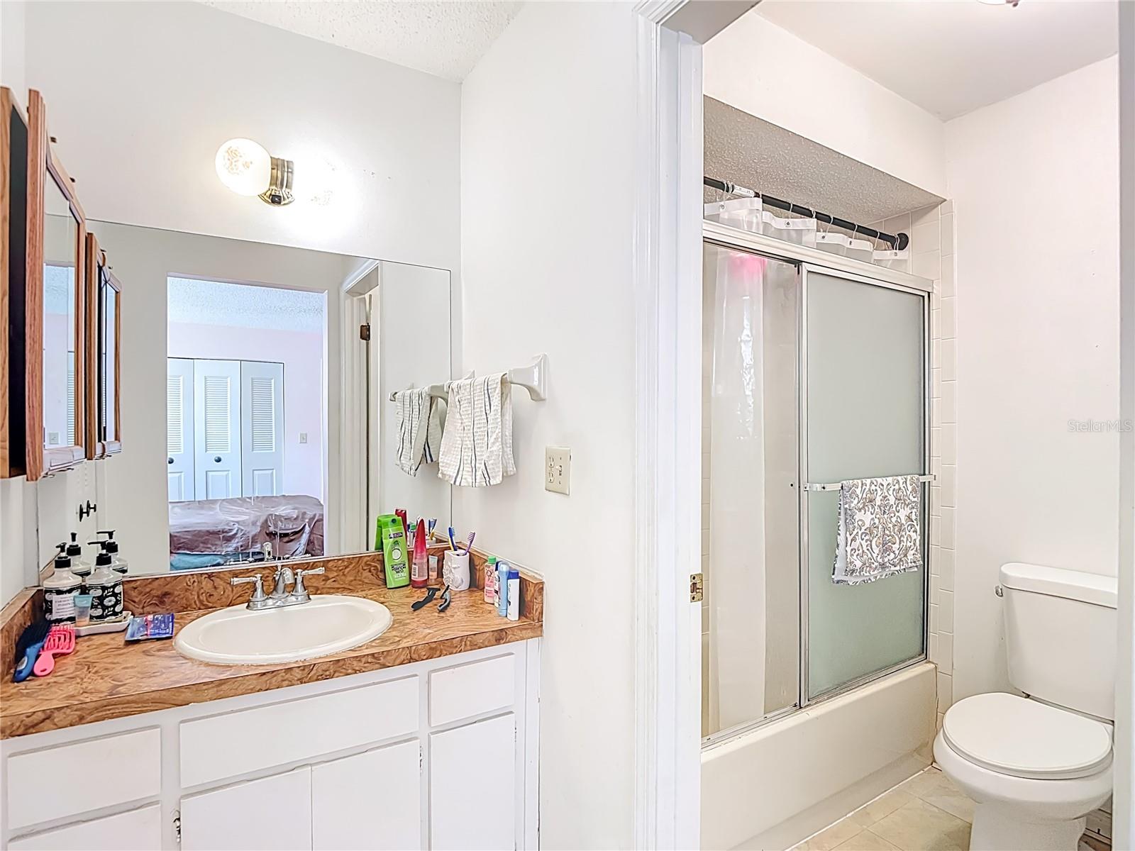 Image 32 of 45 For 5937 Forest Lane