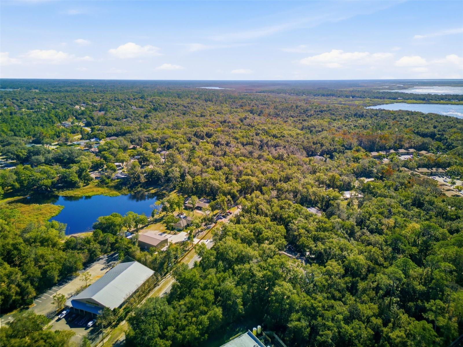 Image 14 of 56 For 885 Braddock Road