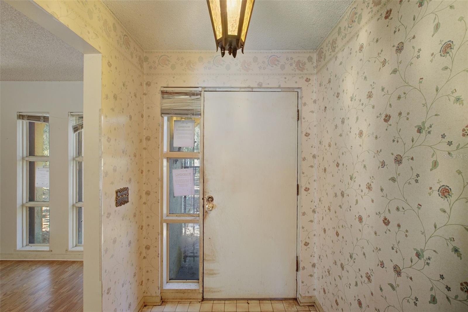 Image 20 of 56 For 885 Braddock Road