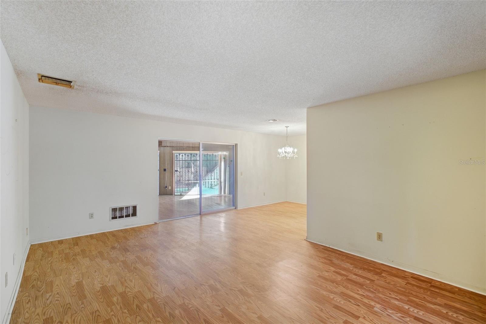 Image 36 of 56 For 885 Braddock Road