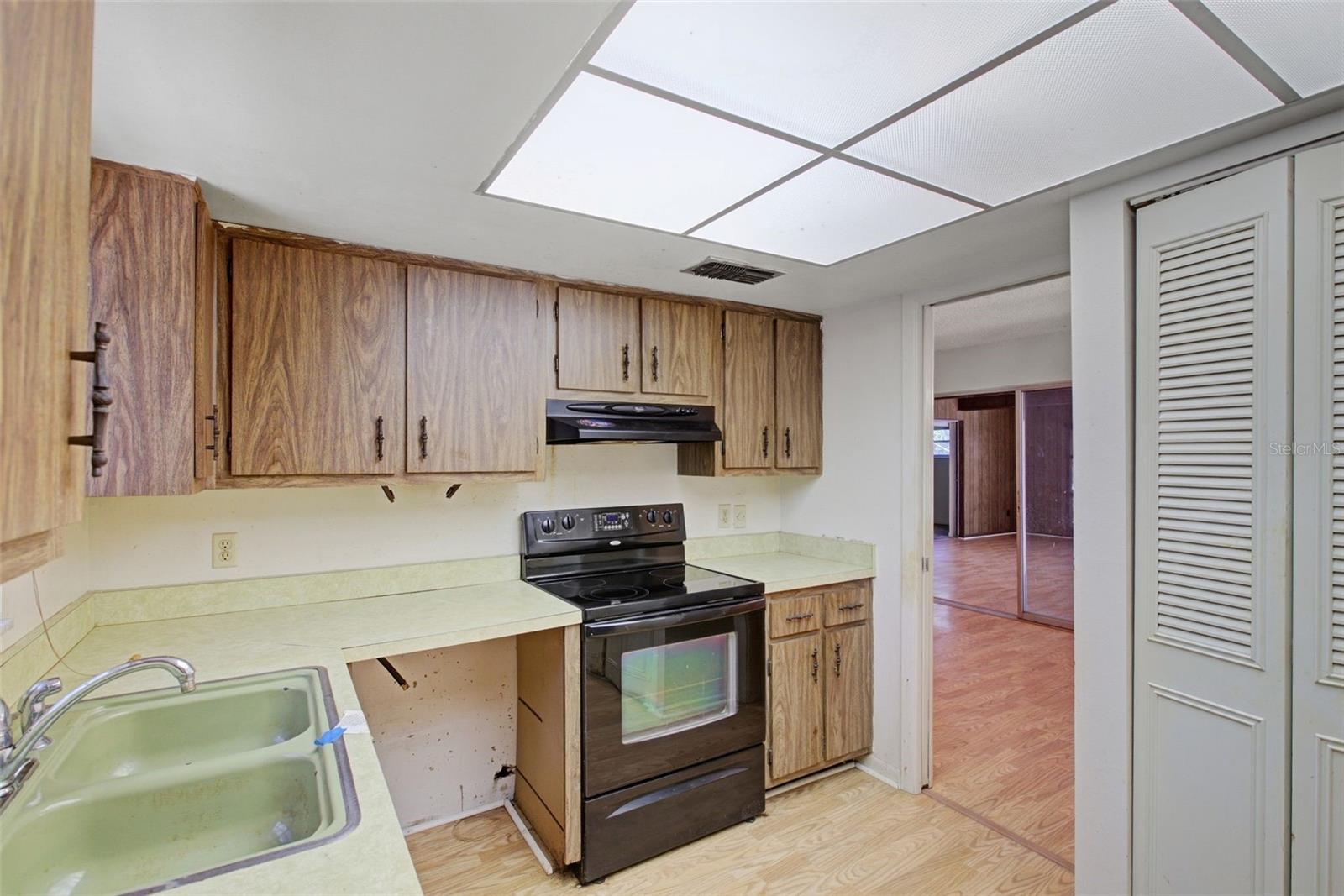 Image 41 of 56 For 885 Braddock Road