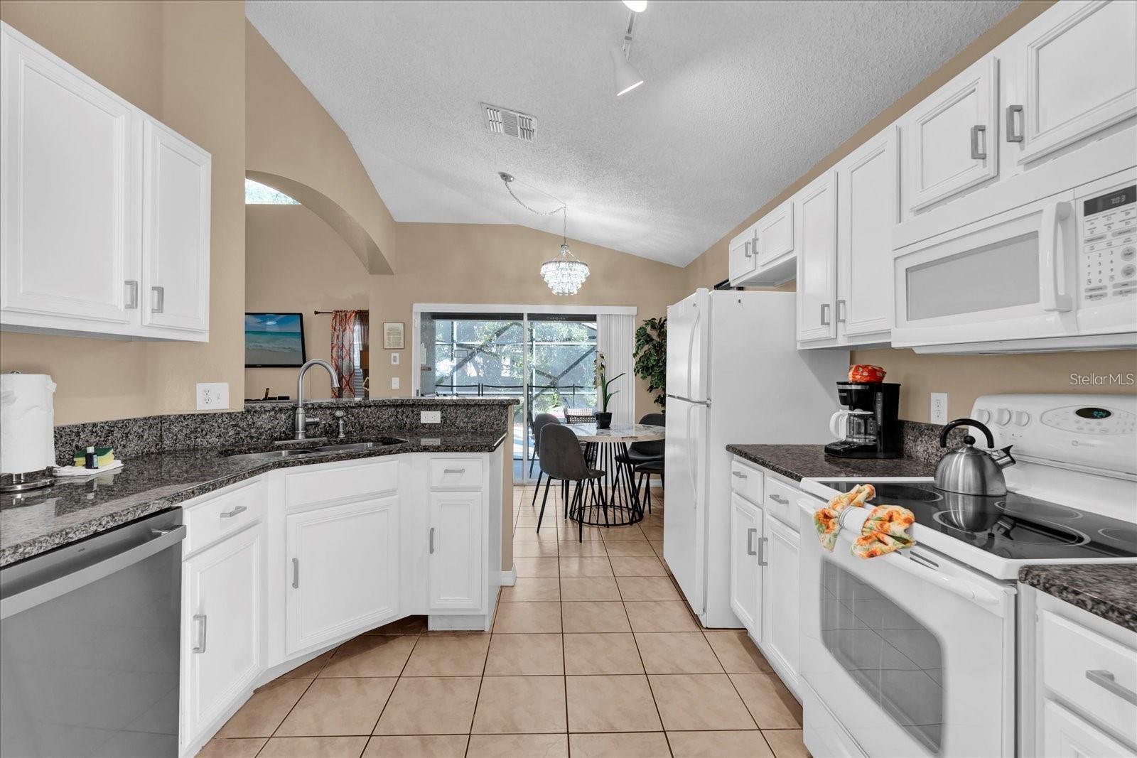 Image 23 of 41 For 213 Hideaway Beach Lane