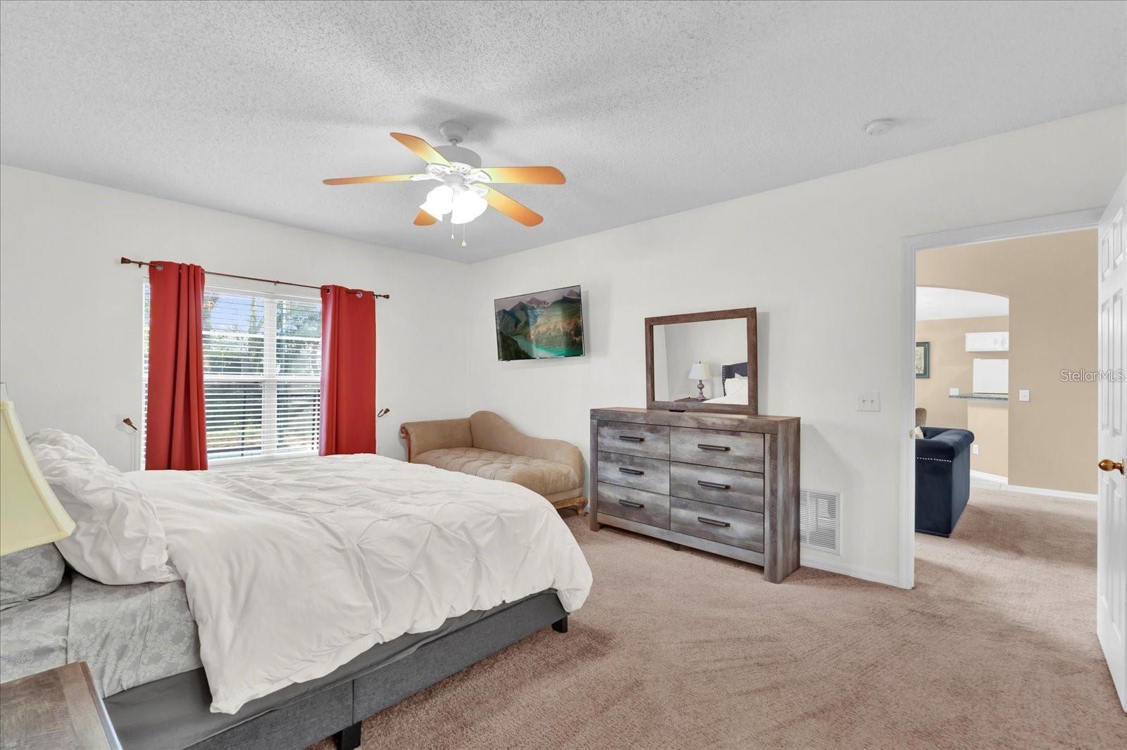 Image 6 of 41 For 213 Hideaway Beach Lane