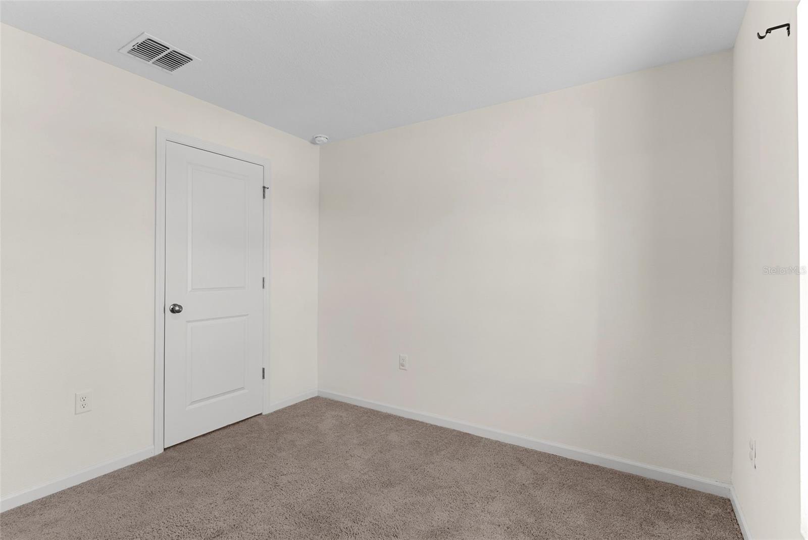 Image 29 of 39 For 2059 Kentucky Road