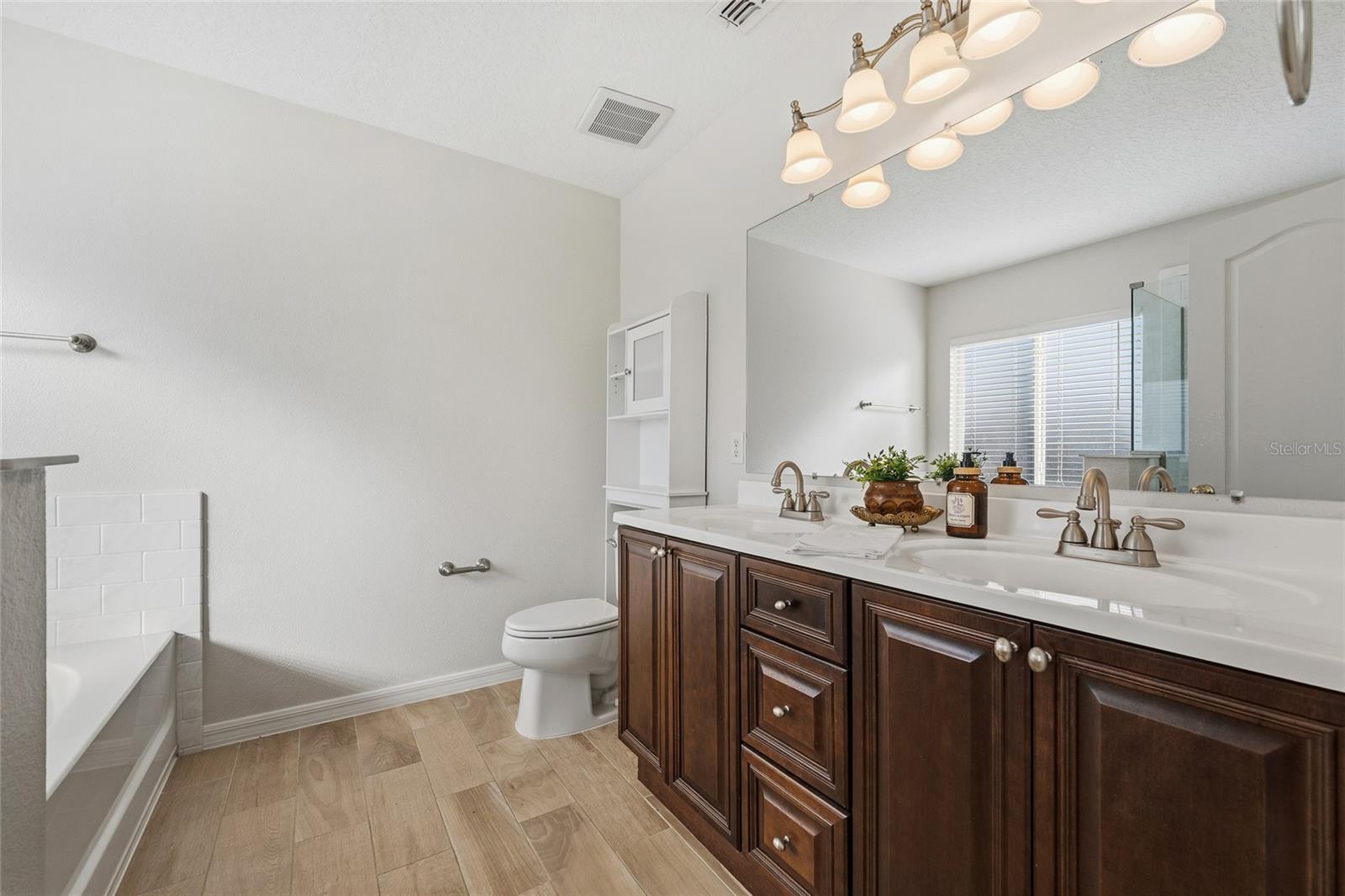 Image 18 of 34 For 314 Winter Nellis Circle