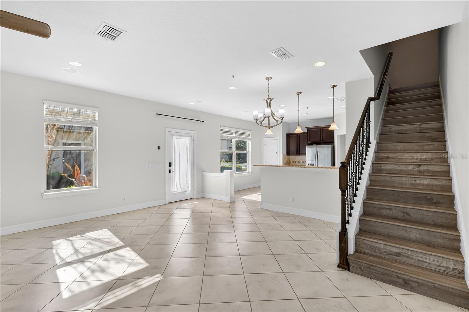 Image 5 of 28 For 10797 Corsican Street 6