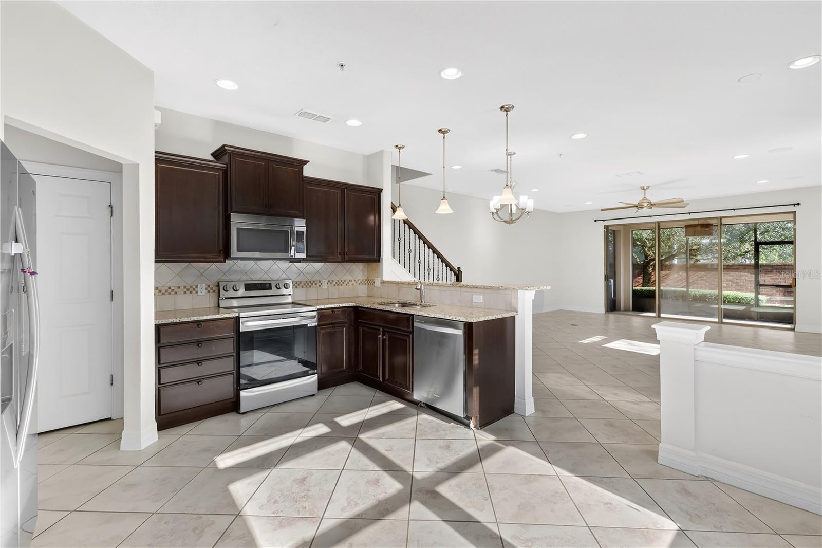 Image 7 of 28 For 10797 Corsican Street 6