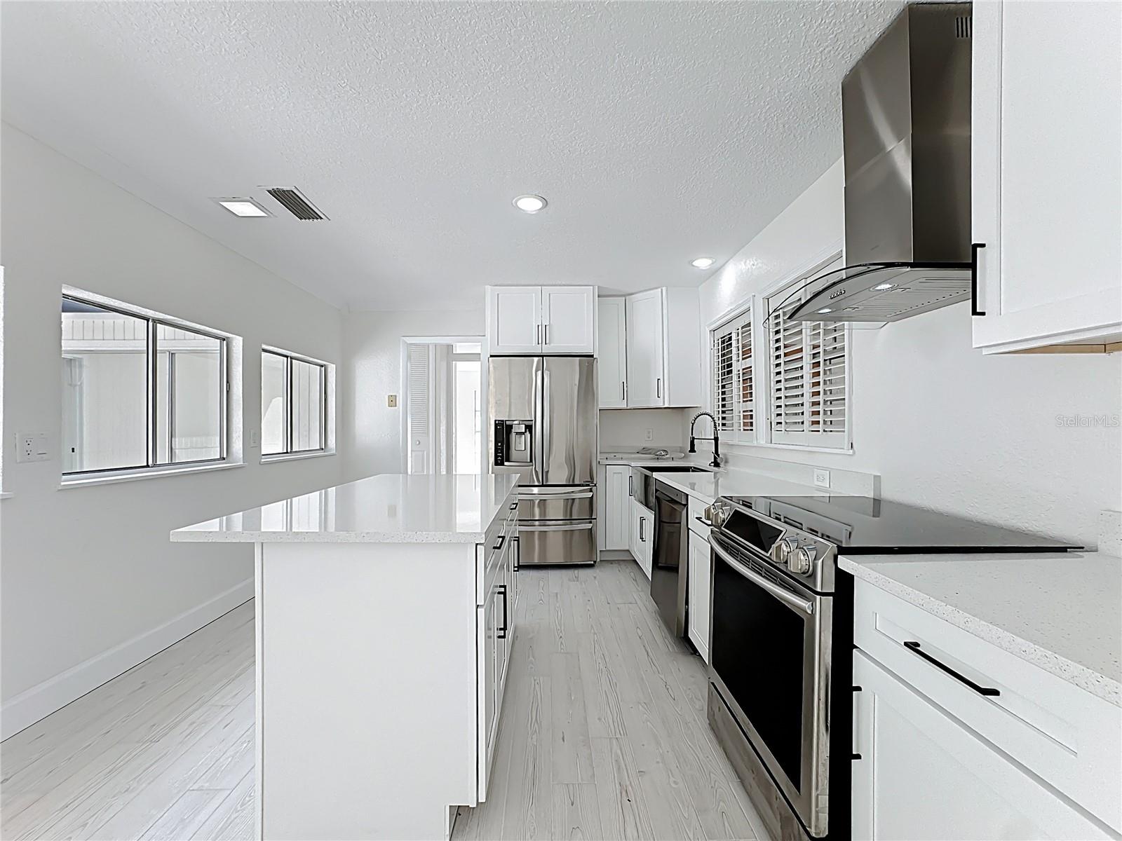 Image 2 of 70 For 1028 Princess Gate Boulevard