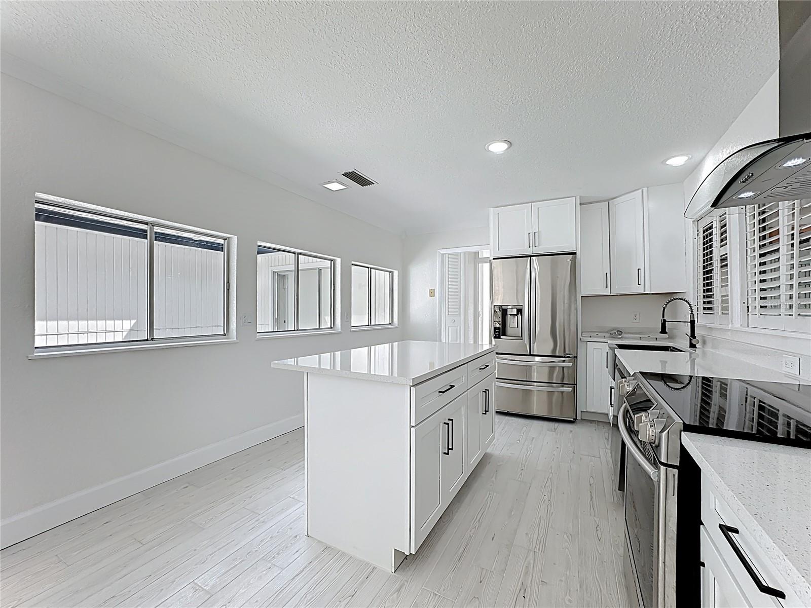 Image 24 of 70 For 1028 Princess Gate Boulevard